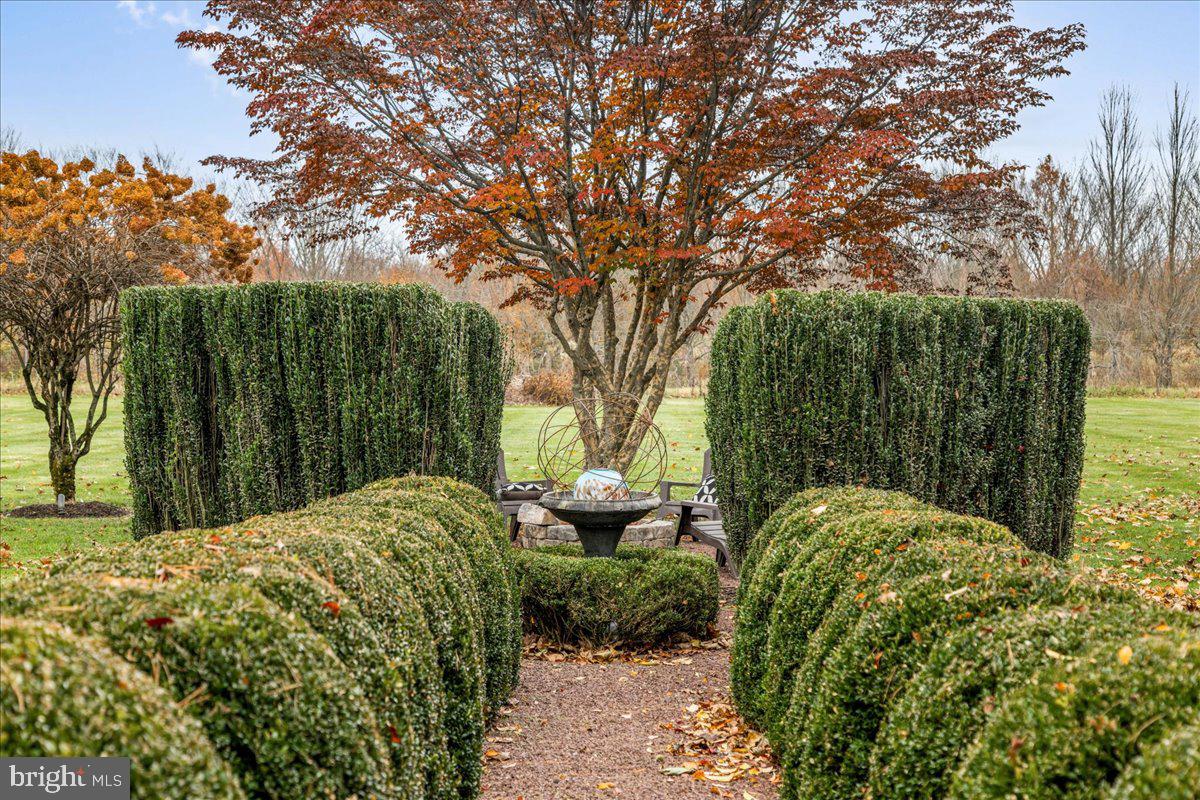 SOLEBURY FARMS EST - Residential