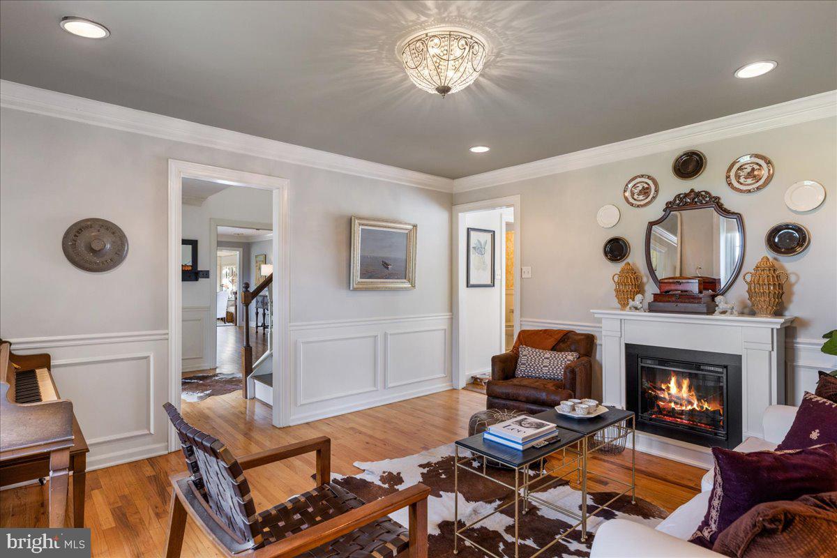 SOLEBURY FARMS EST - Residential