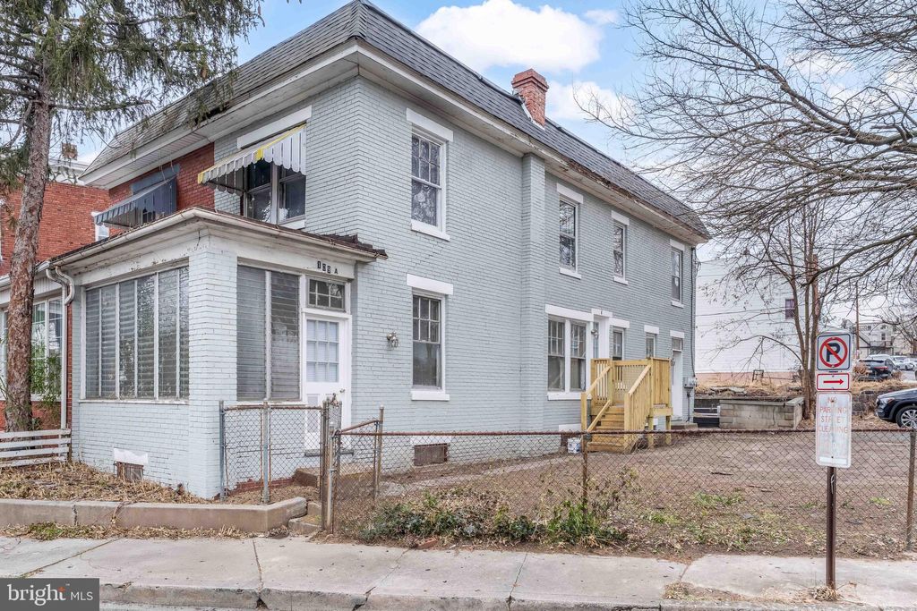 Photo of 109 Royal Terrace, HARRISBURG, PA 17103 (MLS # PADA2052438)