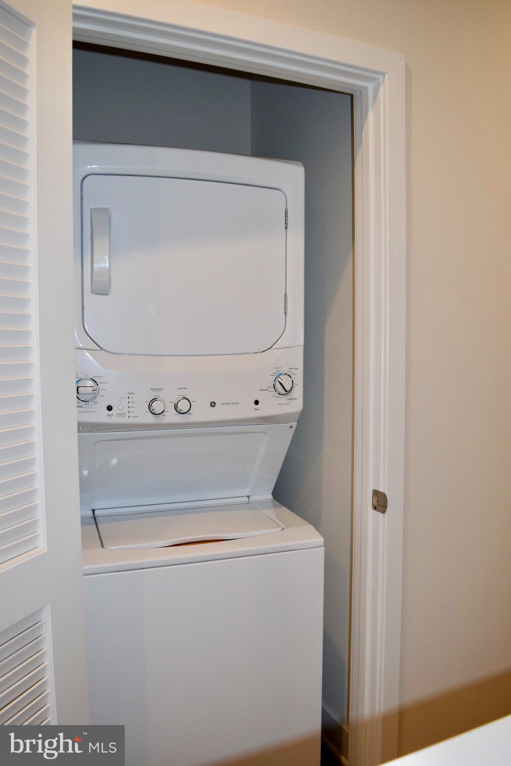 TANYARD SHORES - Residential Lease