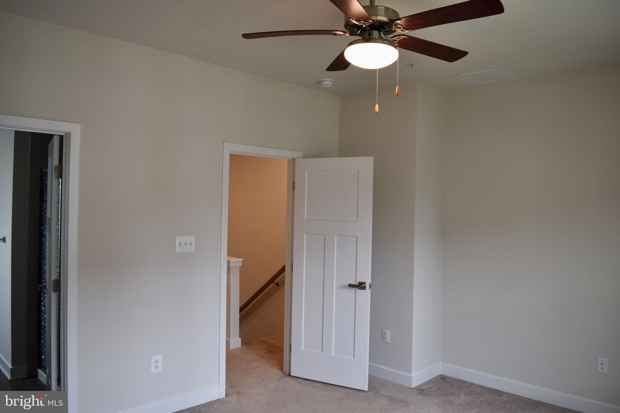 TANYARD SHORES - Residential Lease