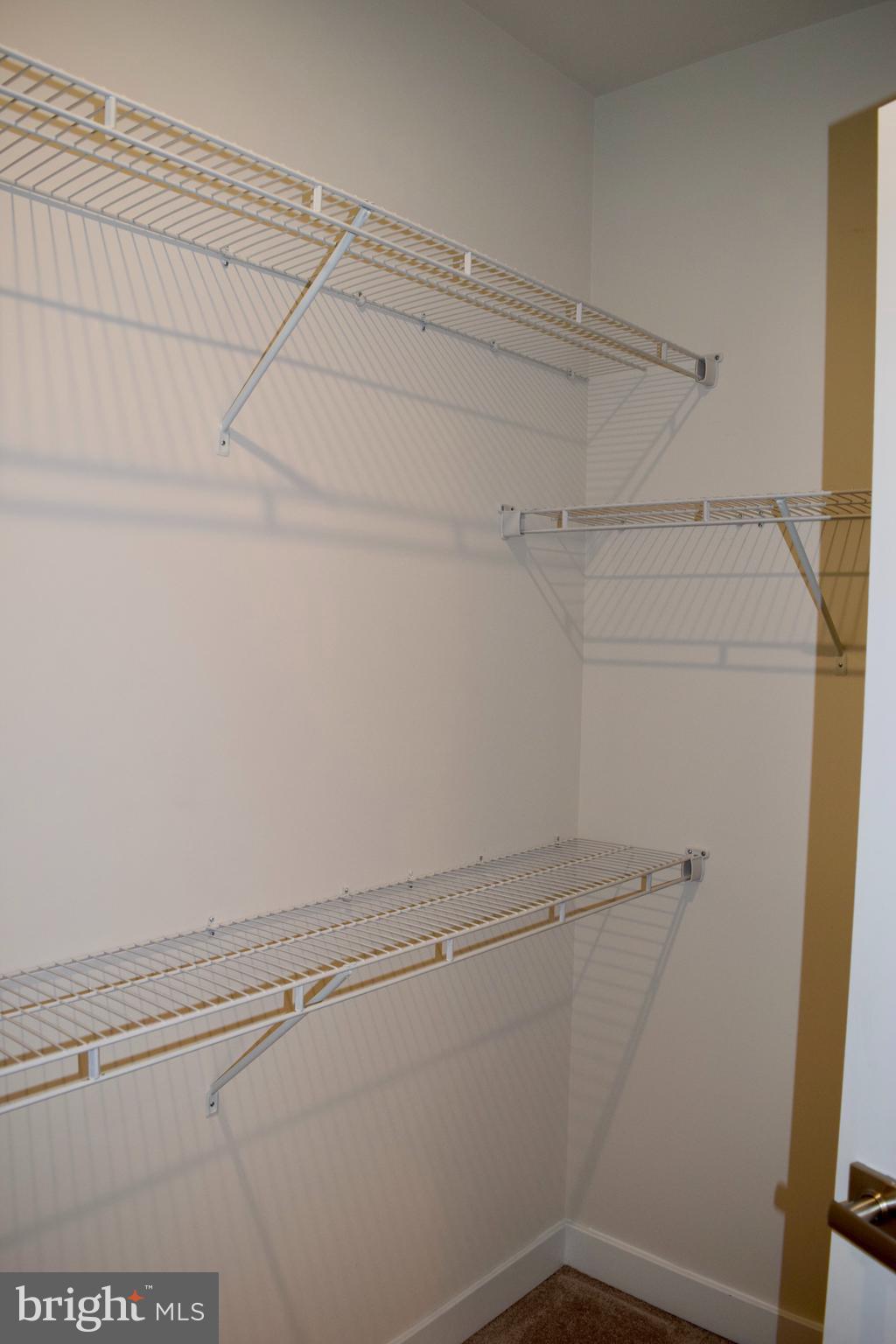 TANYARD SHORES - Residential Lease