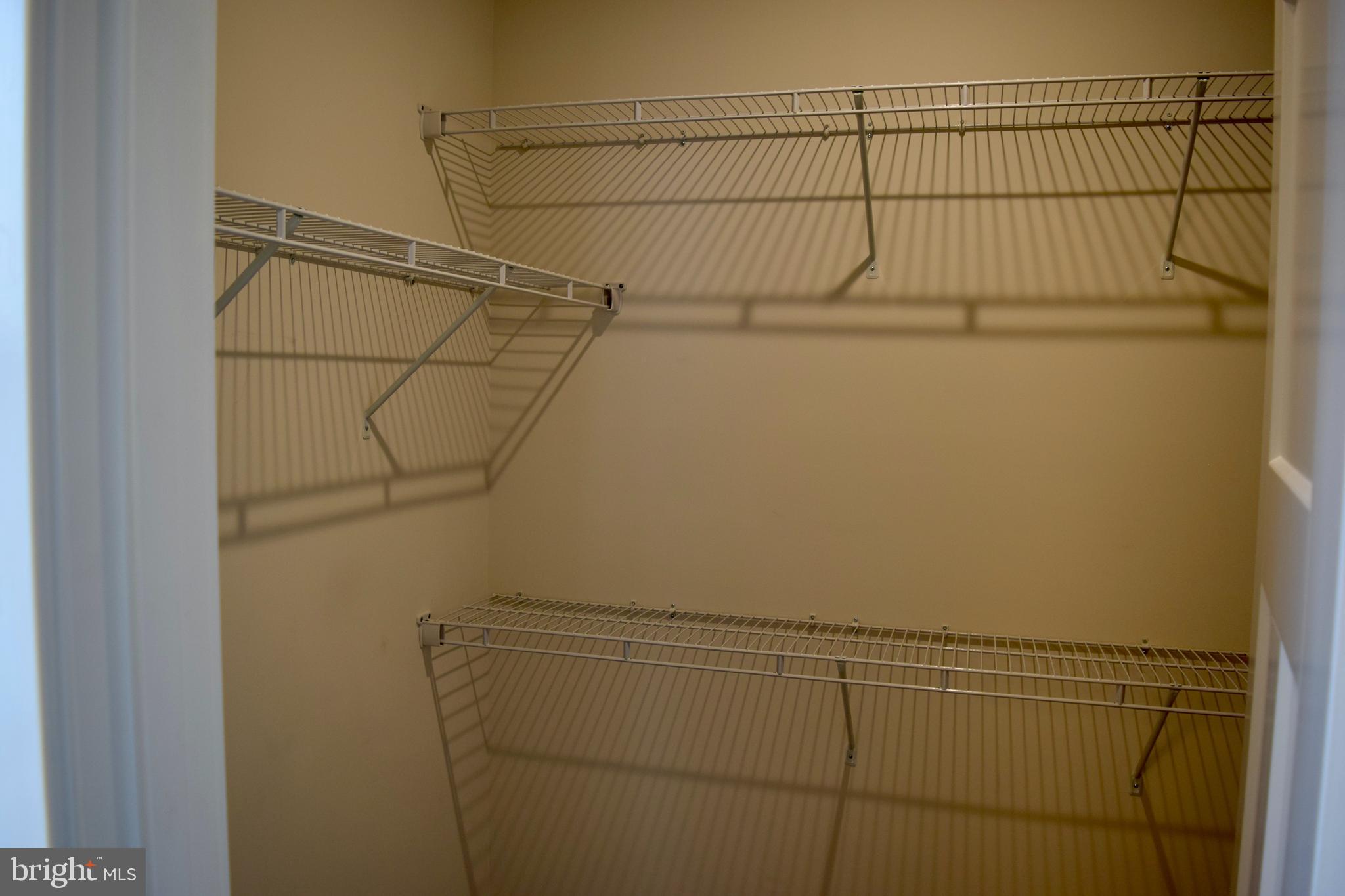 TANYARD SHORES - Residential Lease