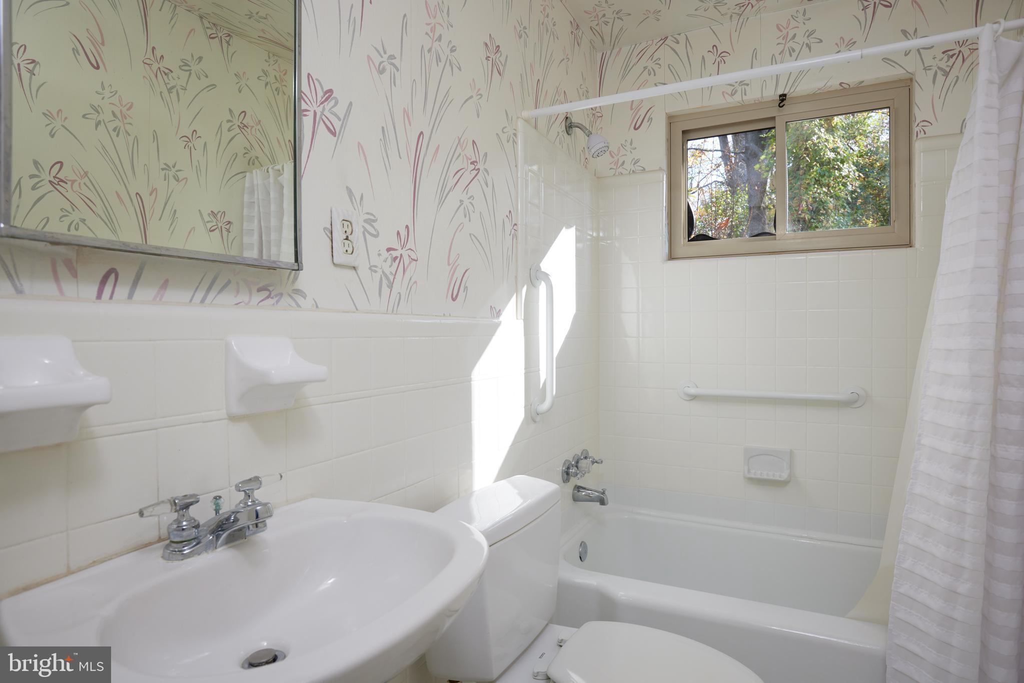 SOMERSET HEIGHTS - Residential