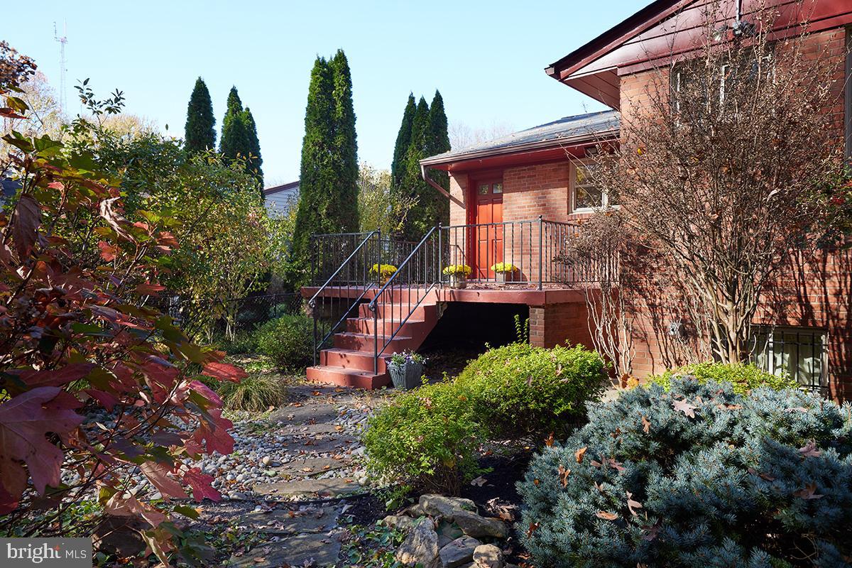 SOMERSET HEIGHTS - Residential