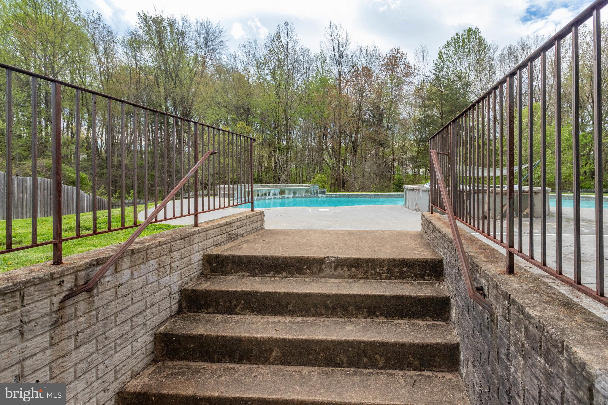 DALE CITY - Residential