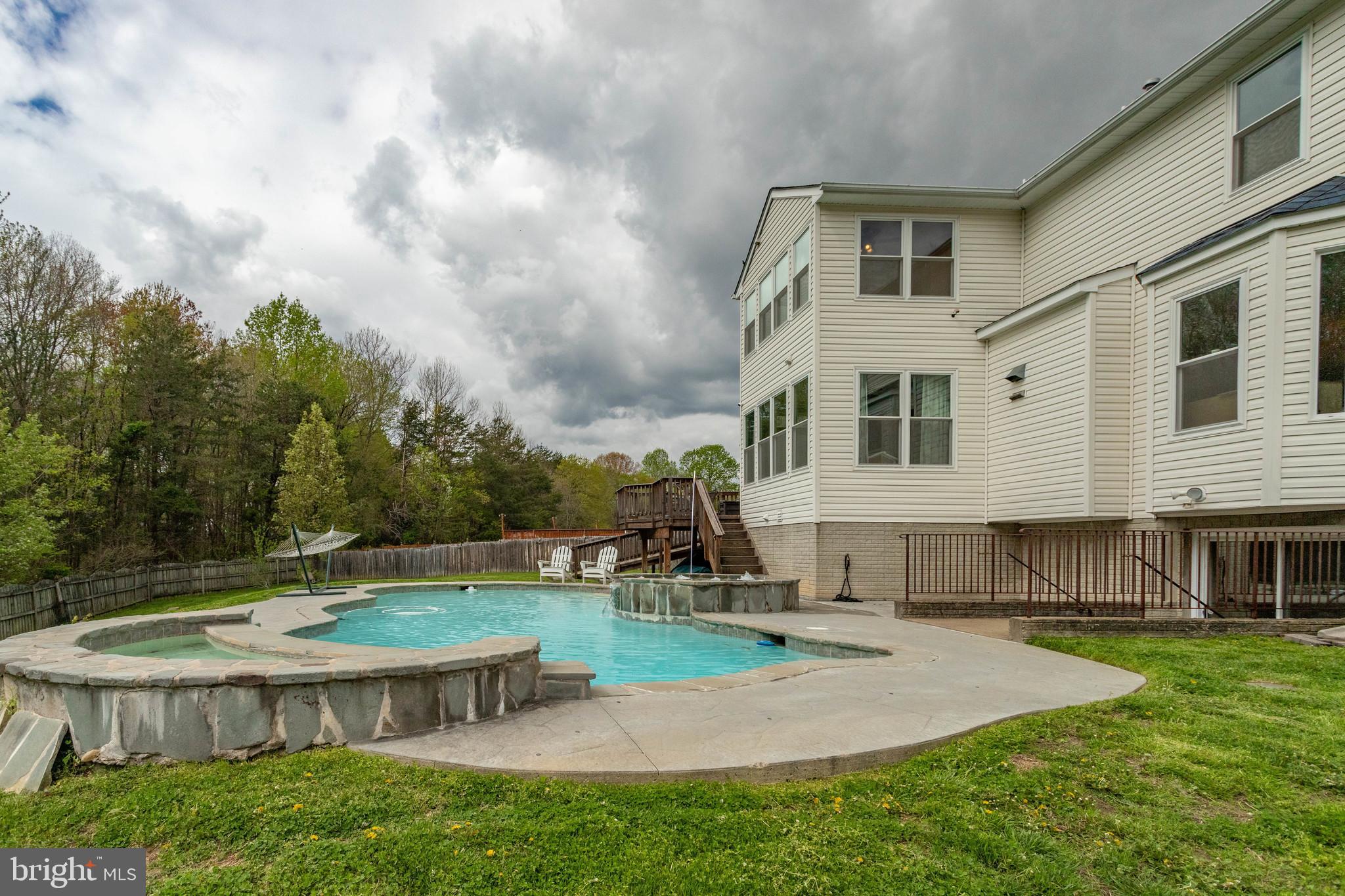 DALE CITY - Residential