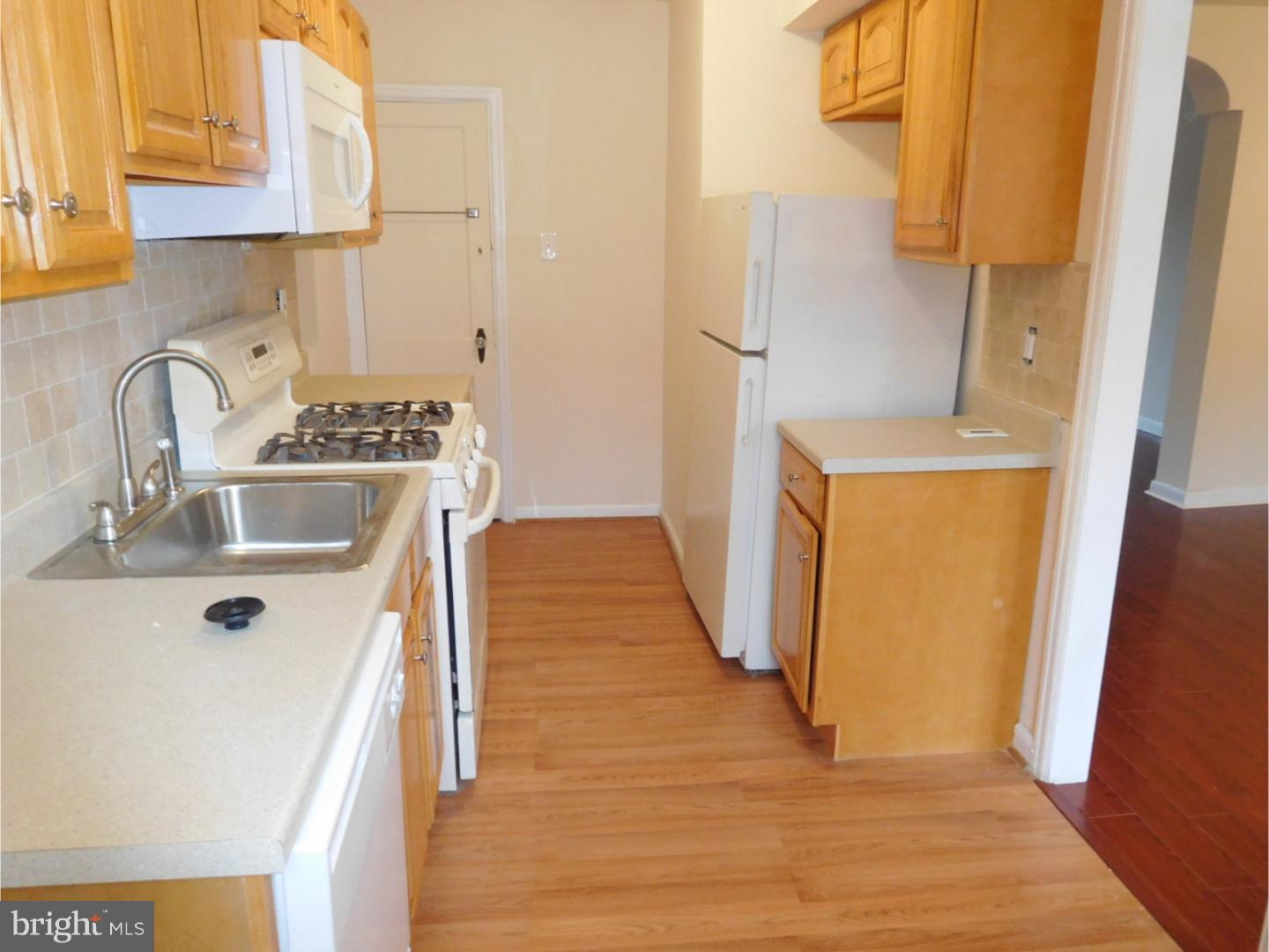 OXFORD CIRCLE - Residential