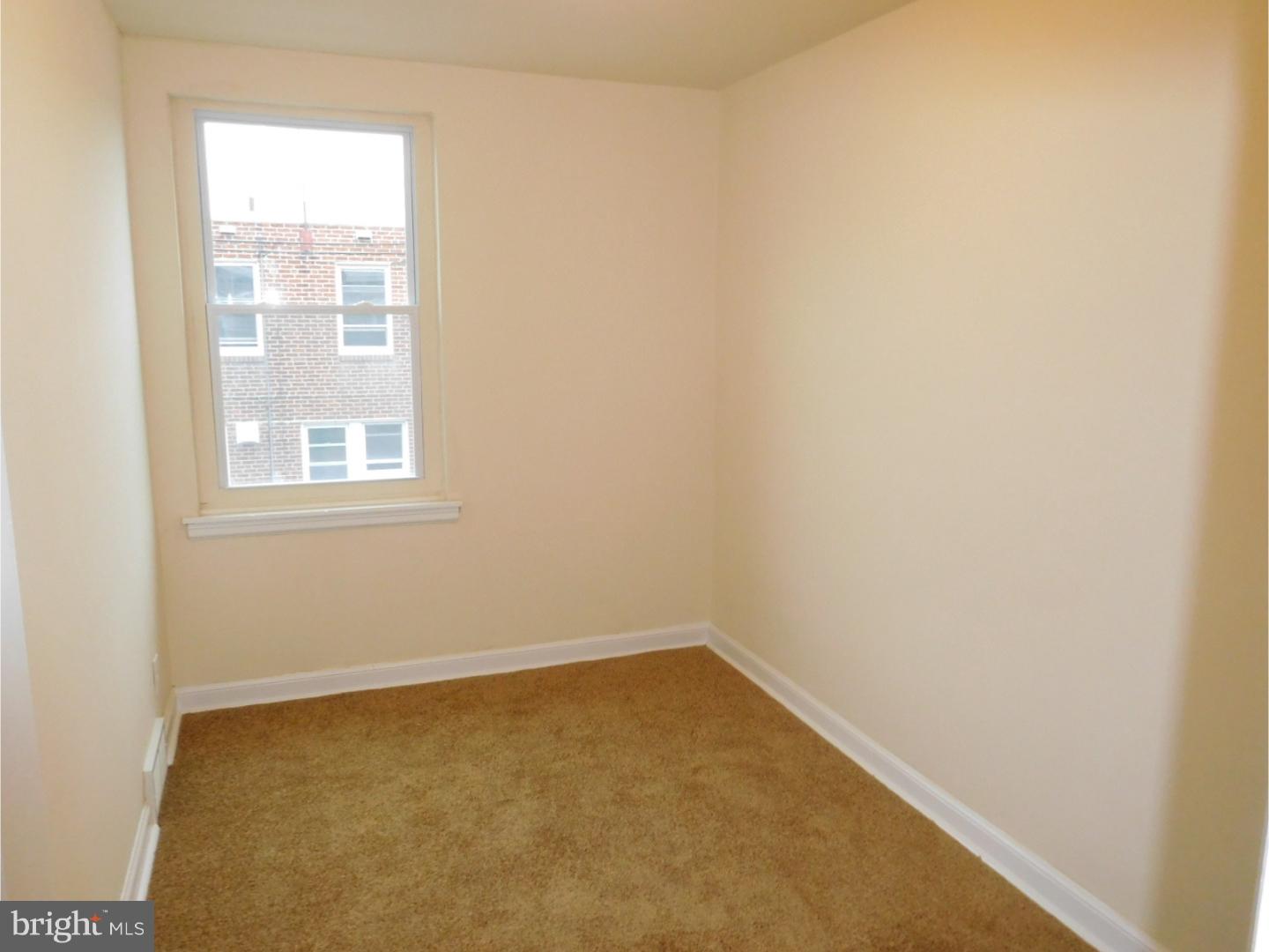 OXFORD CIRCLE - Residential