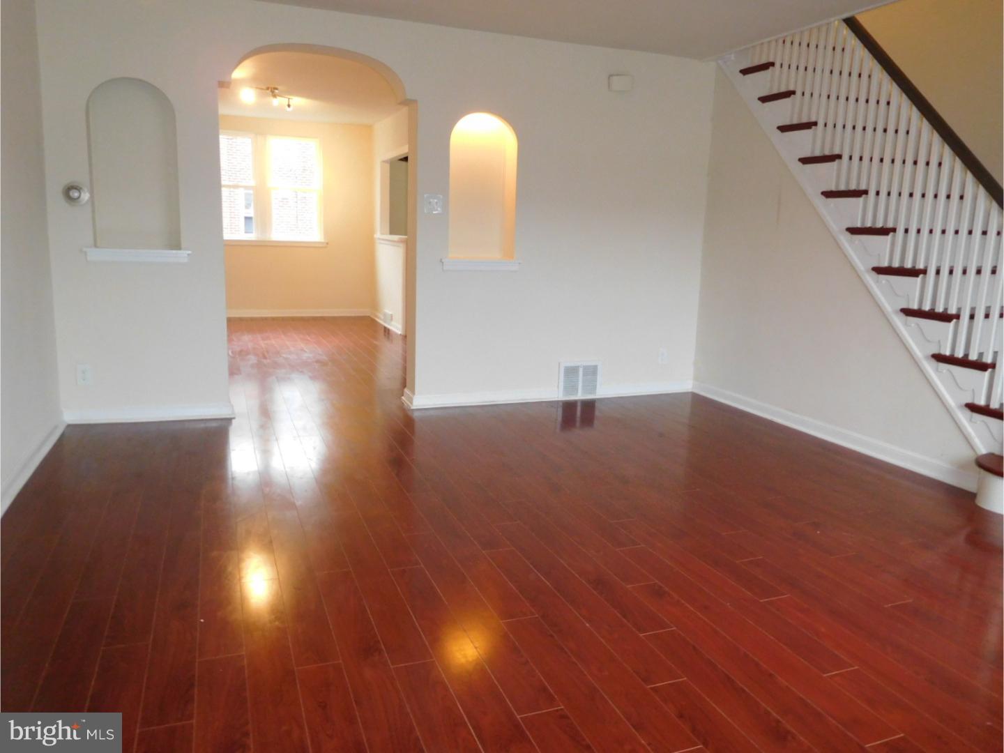 OXFORD CIRCLE - Residential