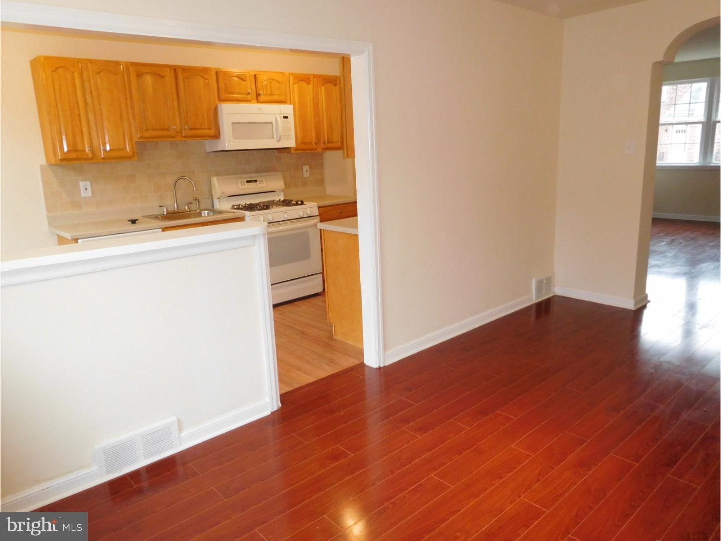 OXFORD CIRCLE - Residential