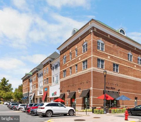 Photo of 302 King Farm Boulevard #30208, ROCKVILLE, MD 20850 (MLS # MDMC2209638)