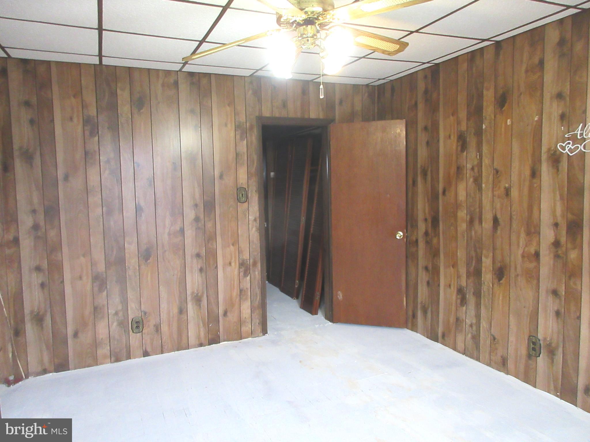 BRIDESBURG - Residential