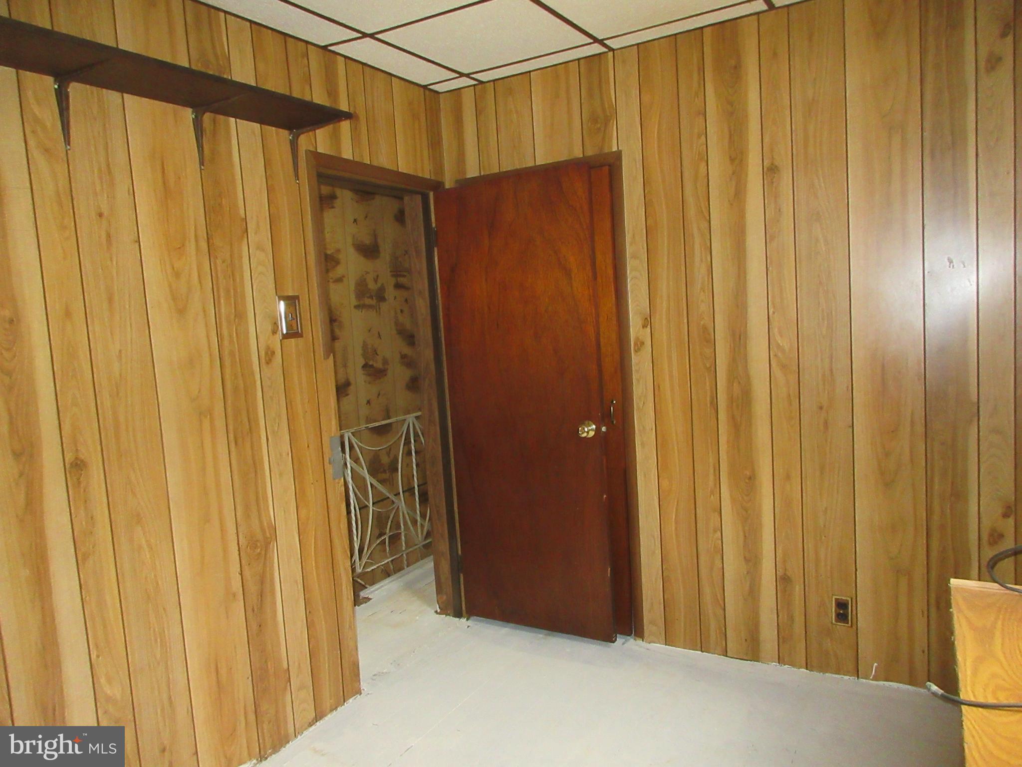 BRIDESBURG - Residential