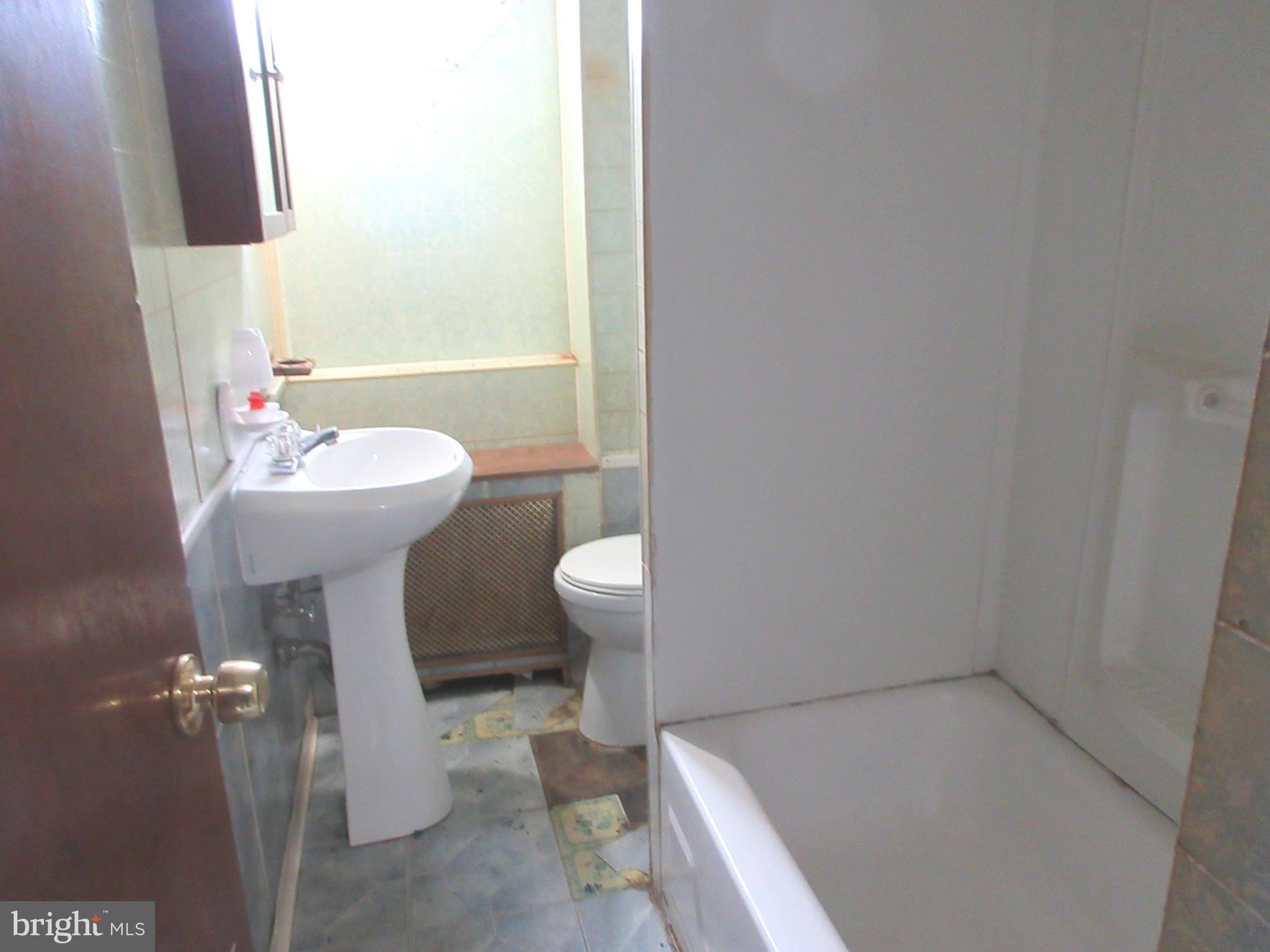 BRIDESBURG - Residential