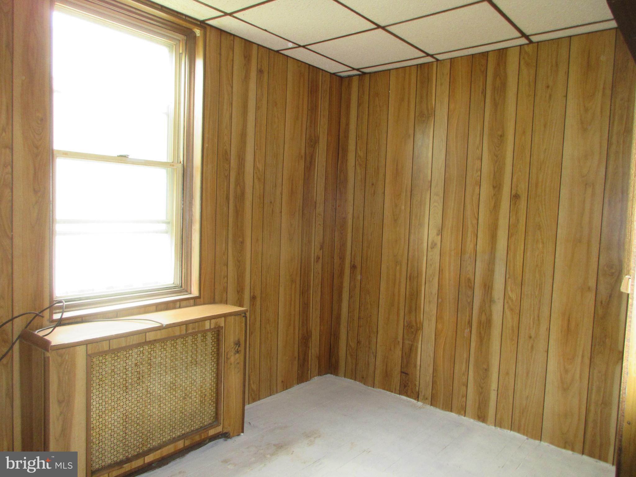 BRIDESBURG - Residential