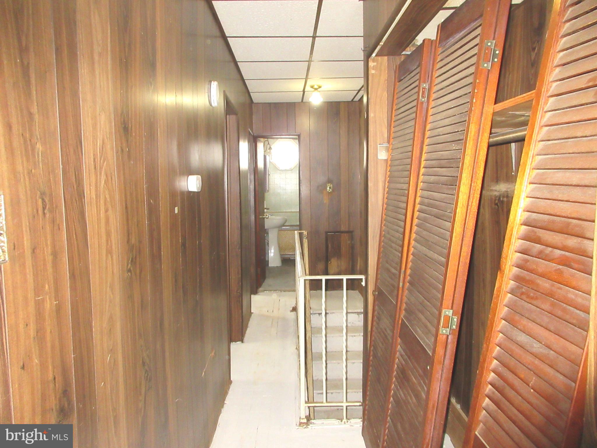 BRIDESBURG - Residential