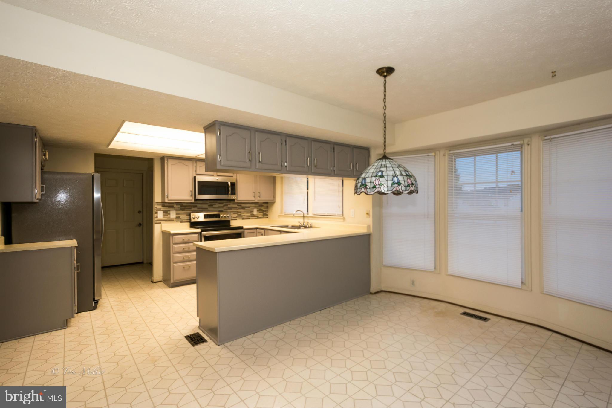 BROOKVIEW FARMS - Residential