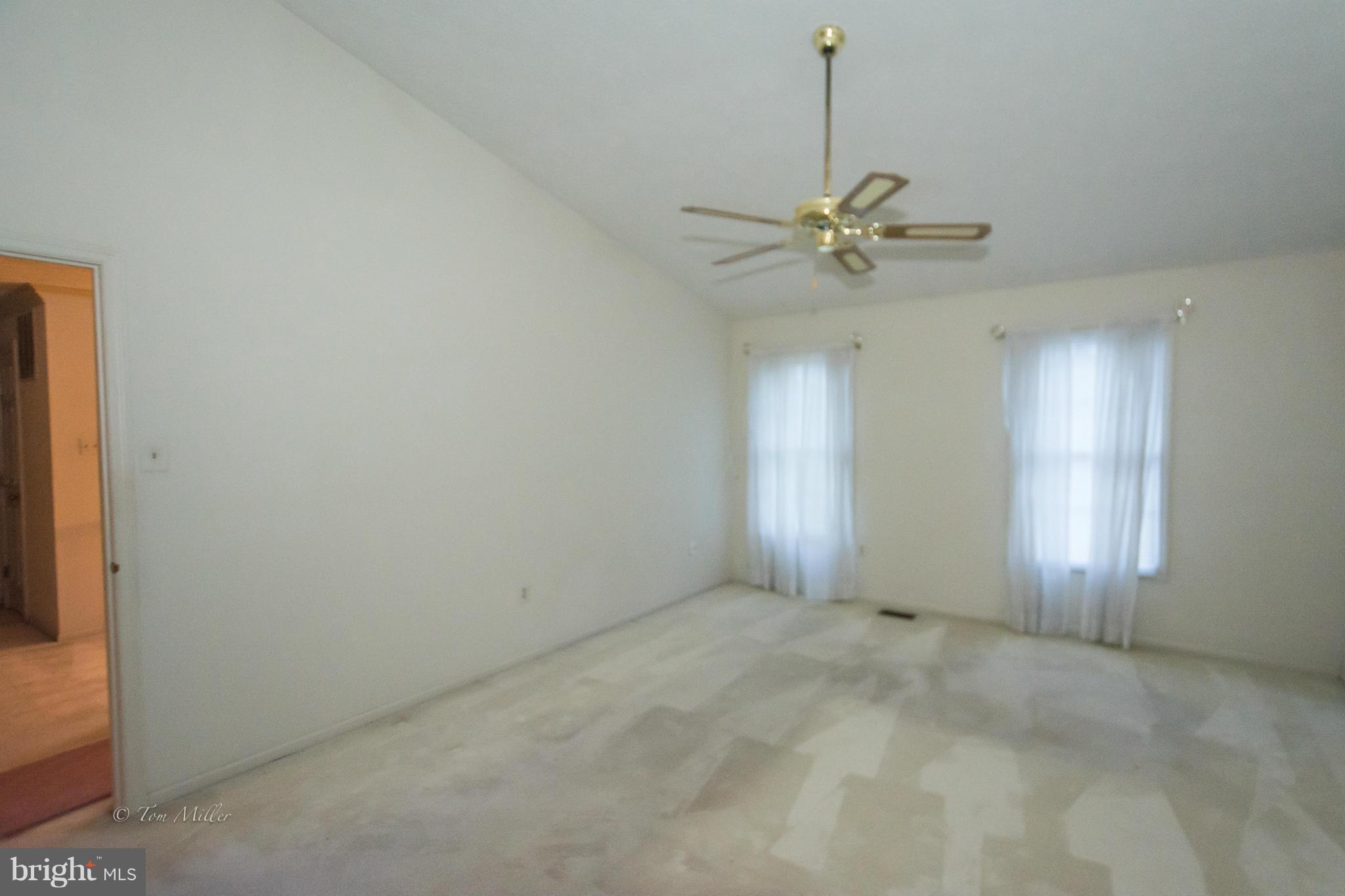 BROOKVIEW FARMS - Residential