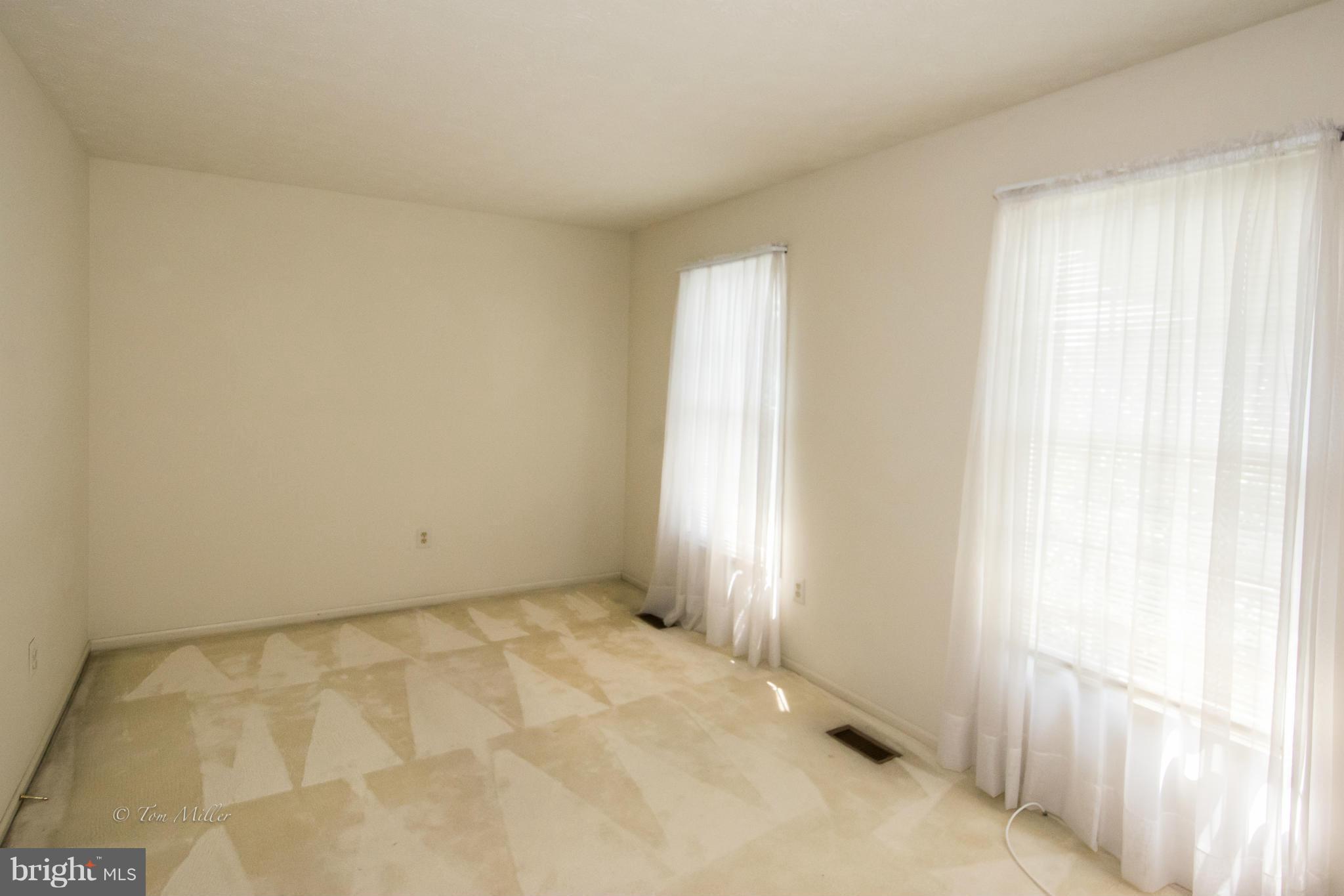 BROOKVIEW FARMS - Residential