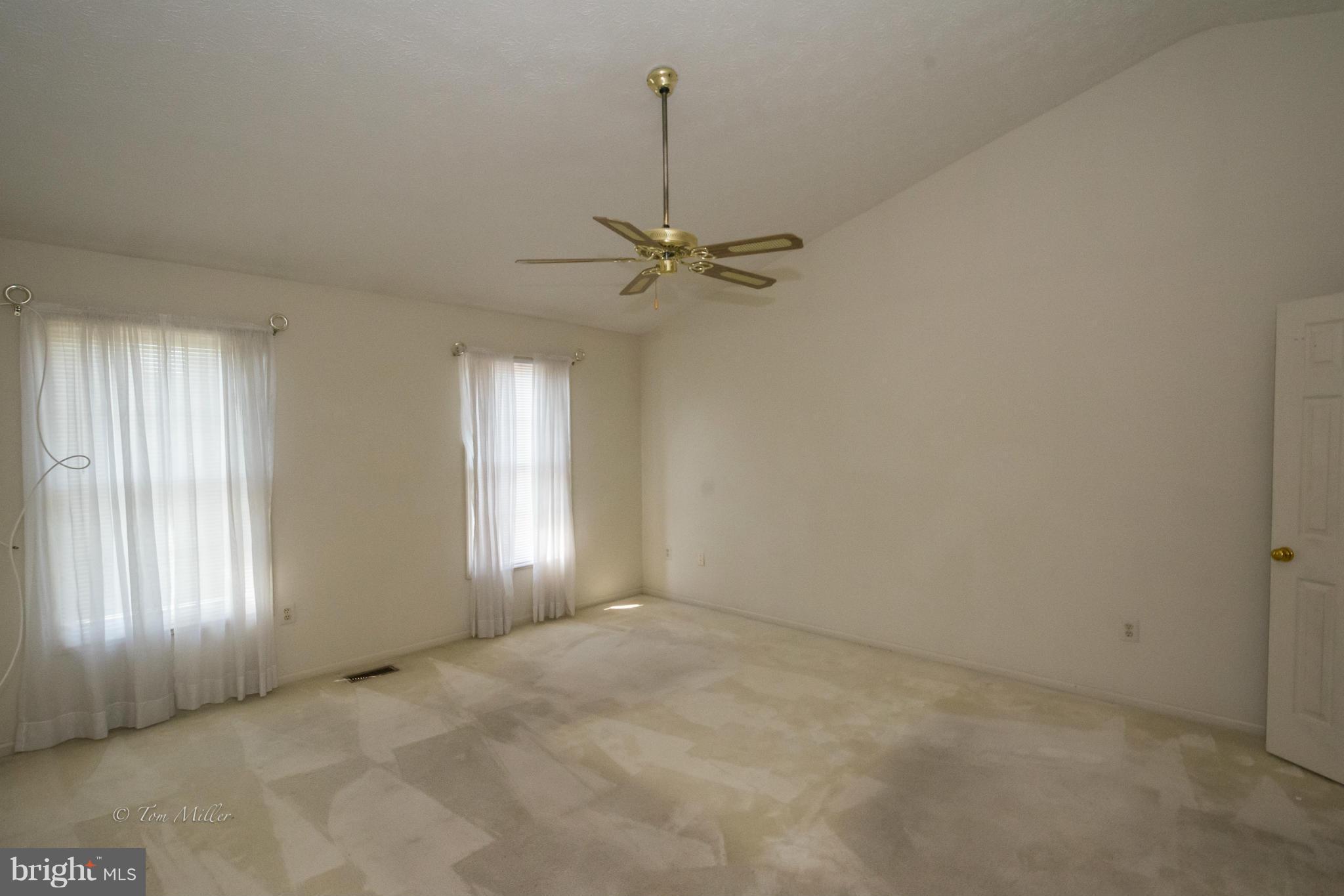 BROOKVIEW FARMS - Residential