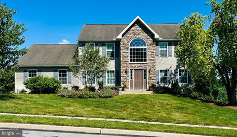 Homes For Sale - 21 Hilgert Avenue<br/> SHILLINGTON, PA 19607