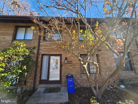 8903 FOOTED RIDGE COLUMBIA MD 21045