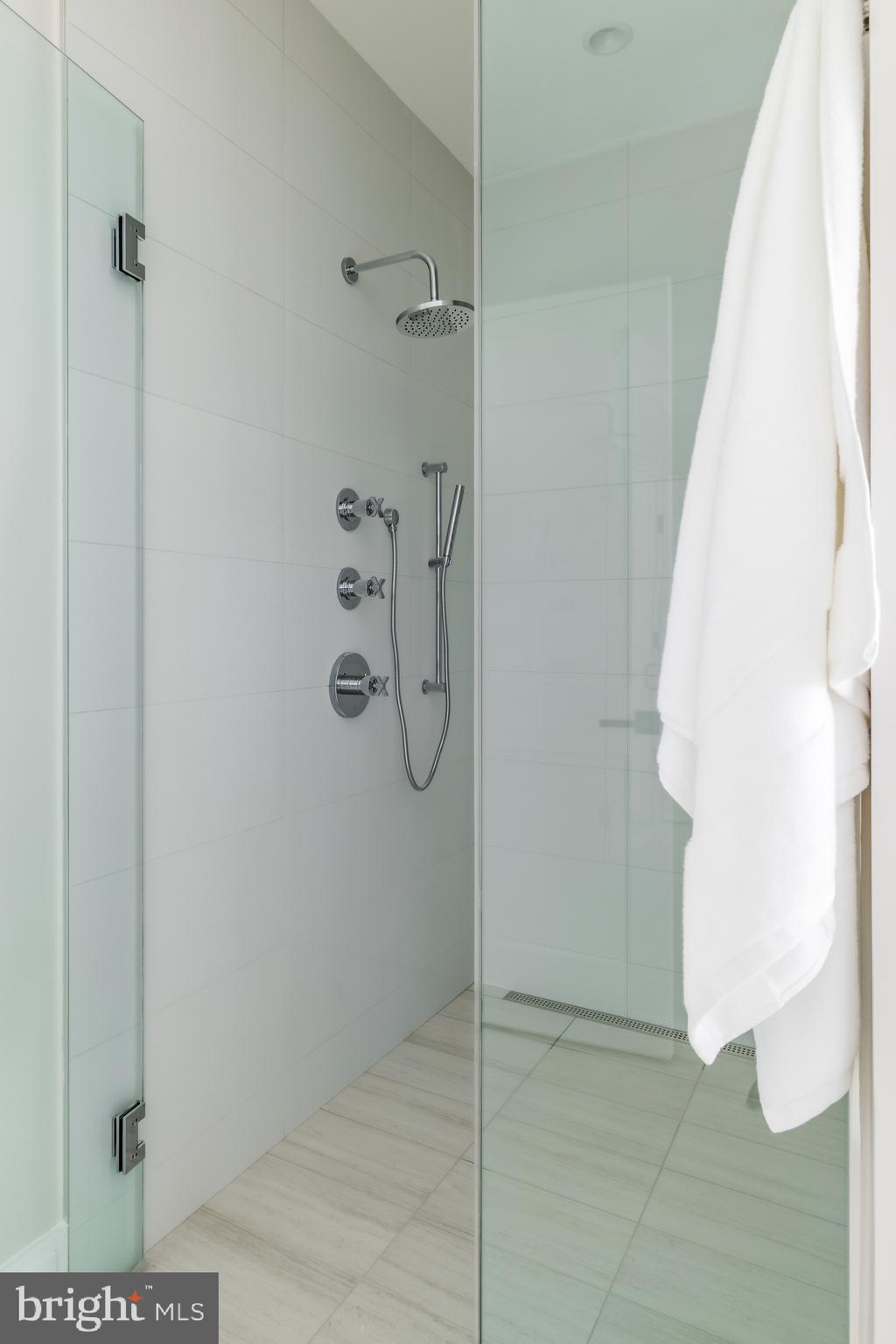 ASHTON HEIGHTS - Residential