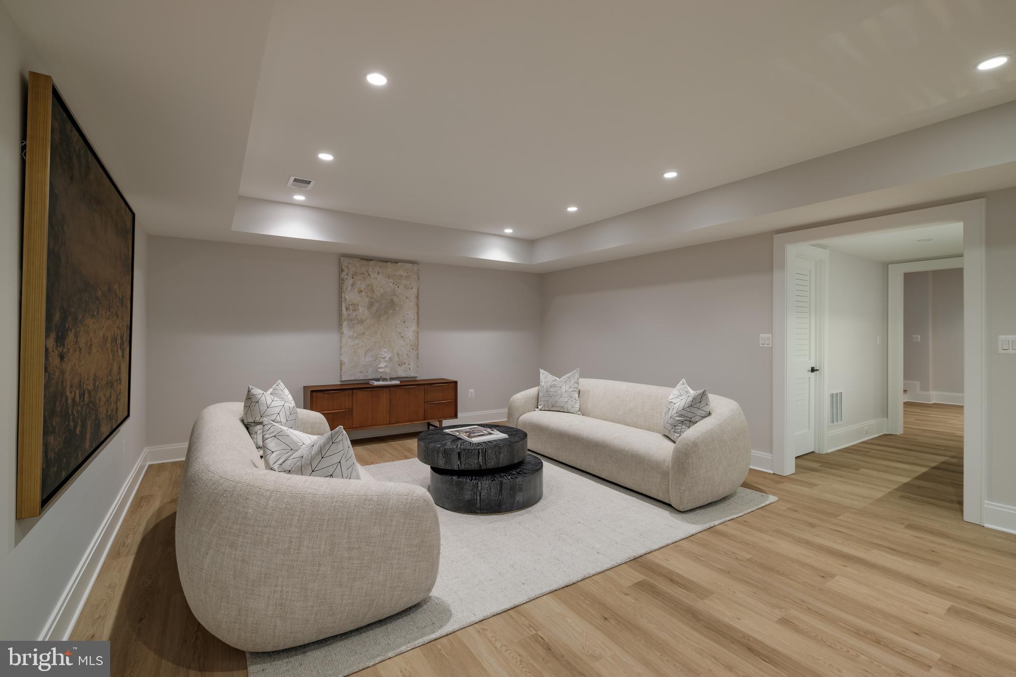 ASHTON HEIGHTS - Residential