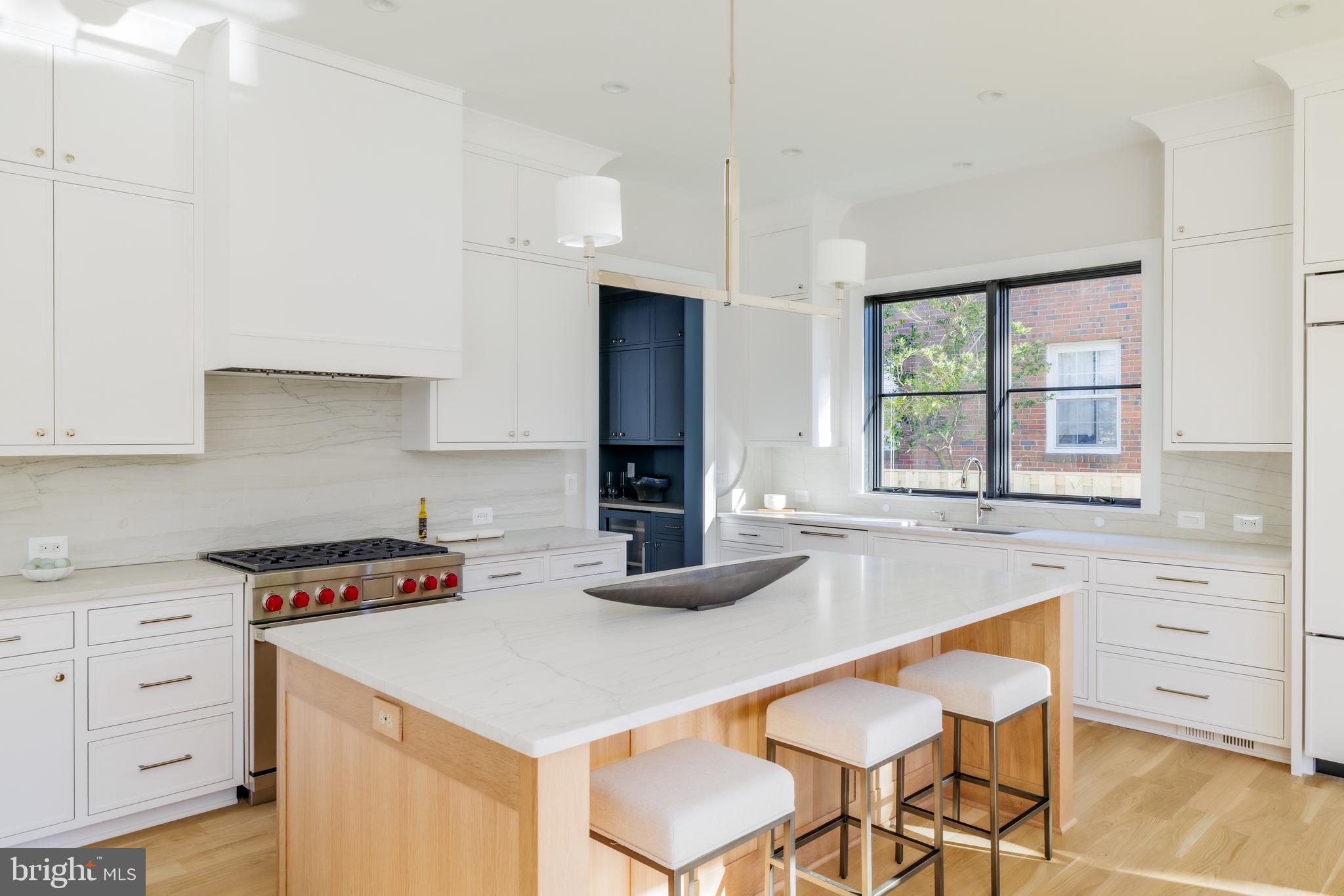 ASHTON HEIGHTS - Residential