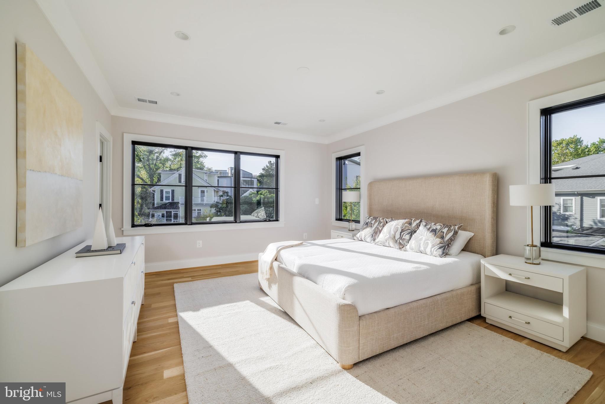 ASHTON HEIGHTS - Residential