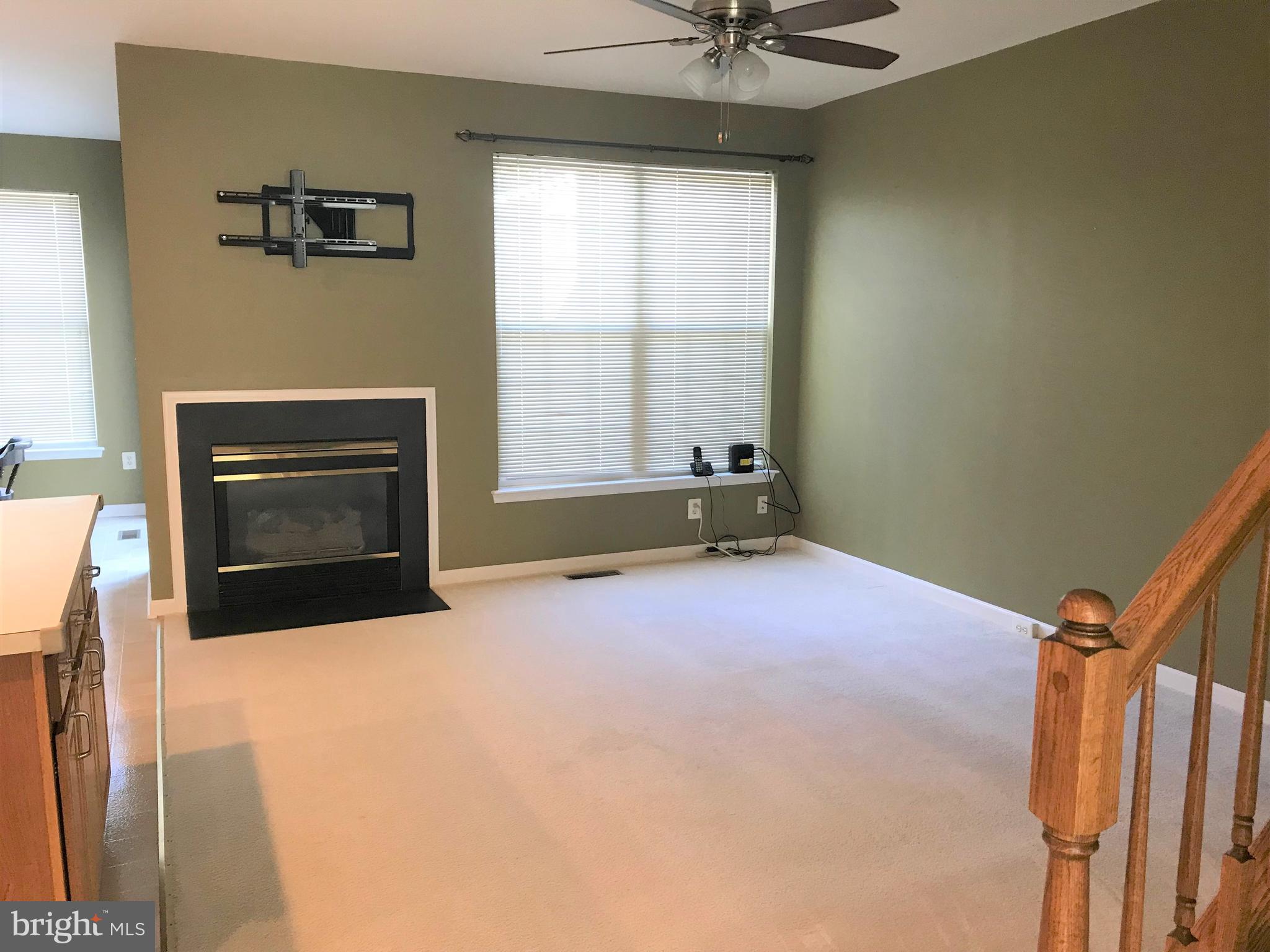 KINGSTOWNE - Residential Lease