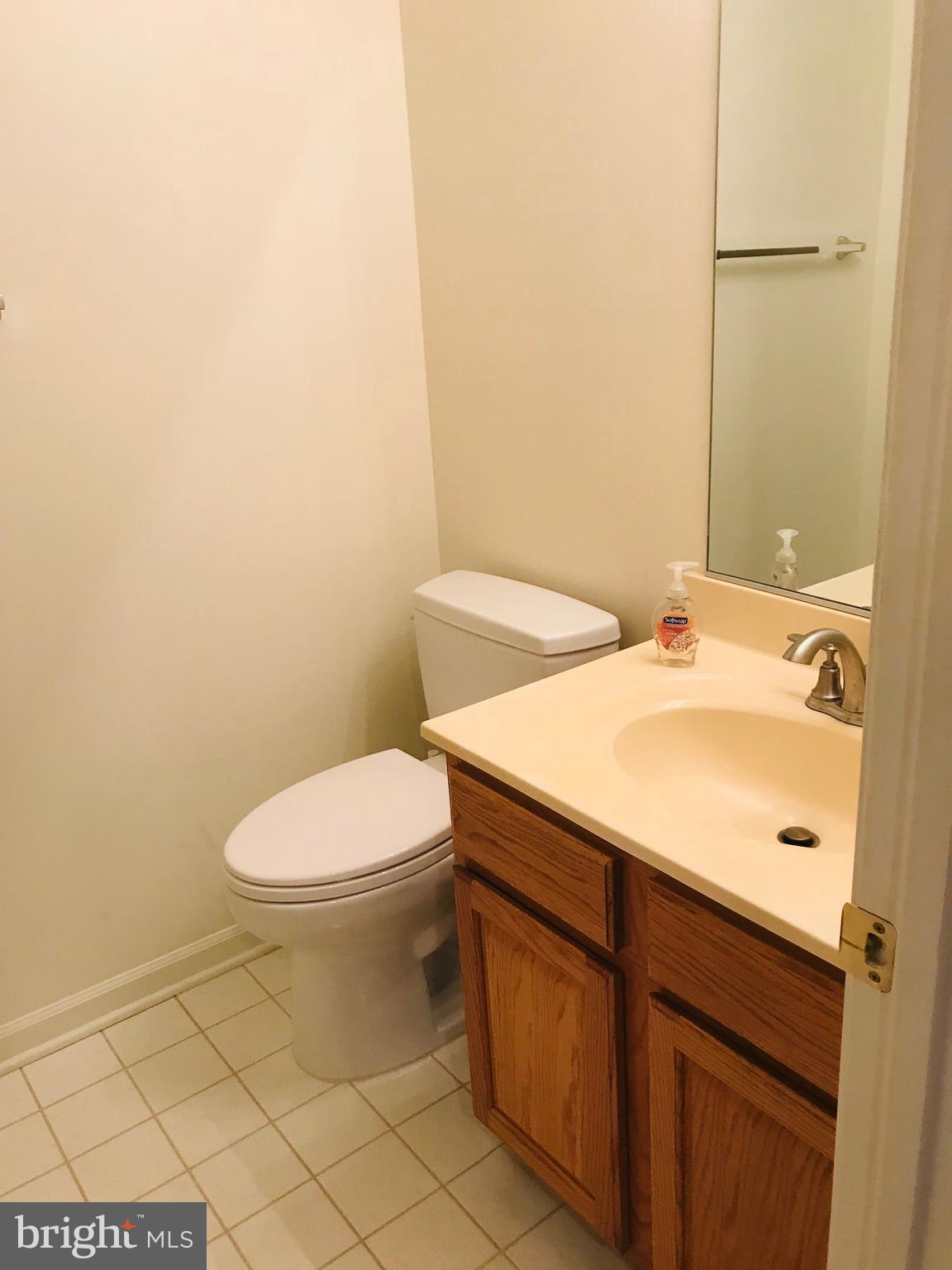 KINGSTOWNE - Residential Lease