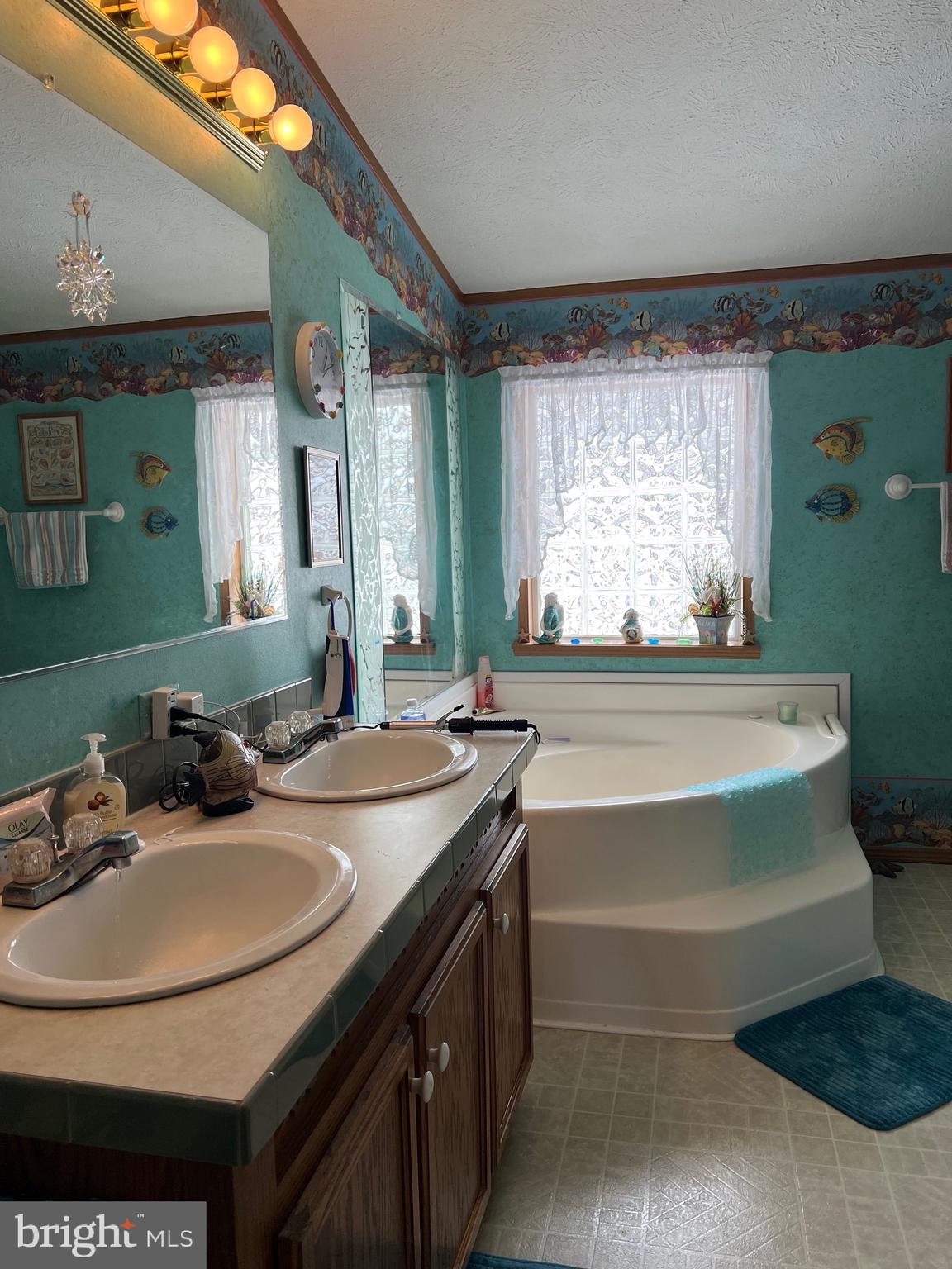 COLONIAL HERITAGE - Residential