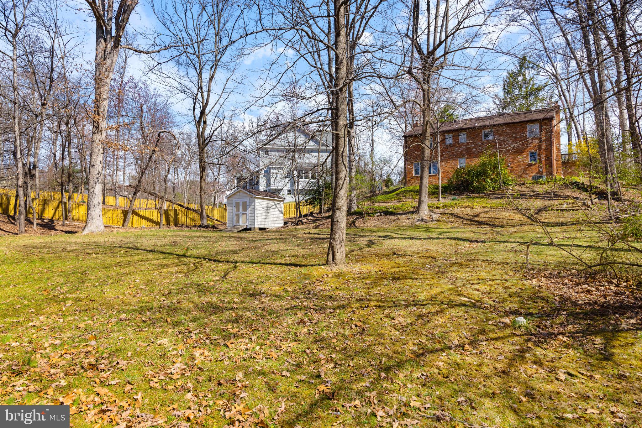 LAUREL RIDGE CROSSING - Residential