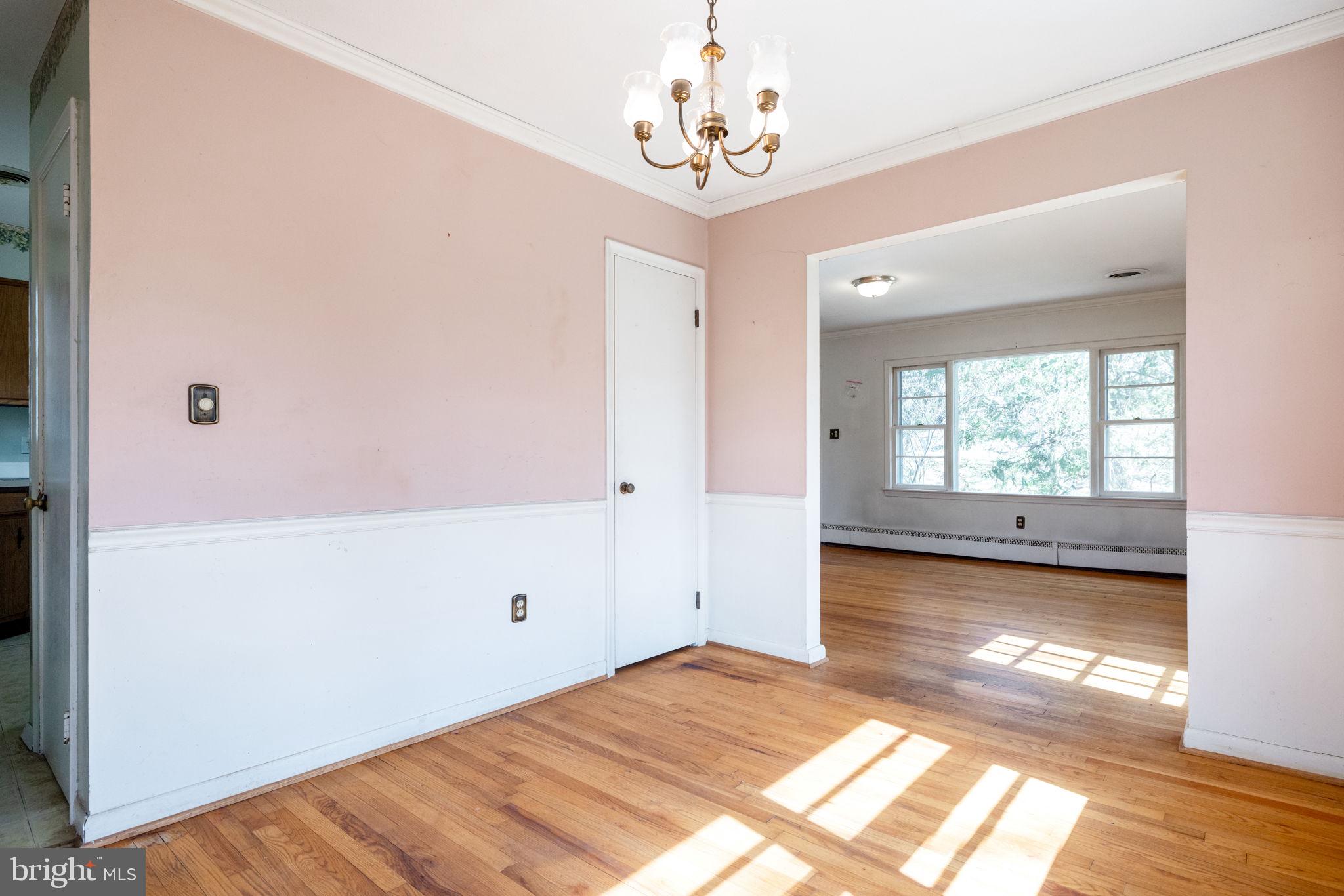 LAUREL RIDGE CROSSING - Residential