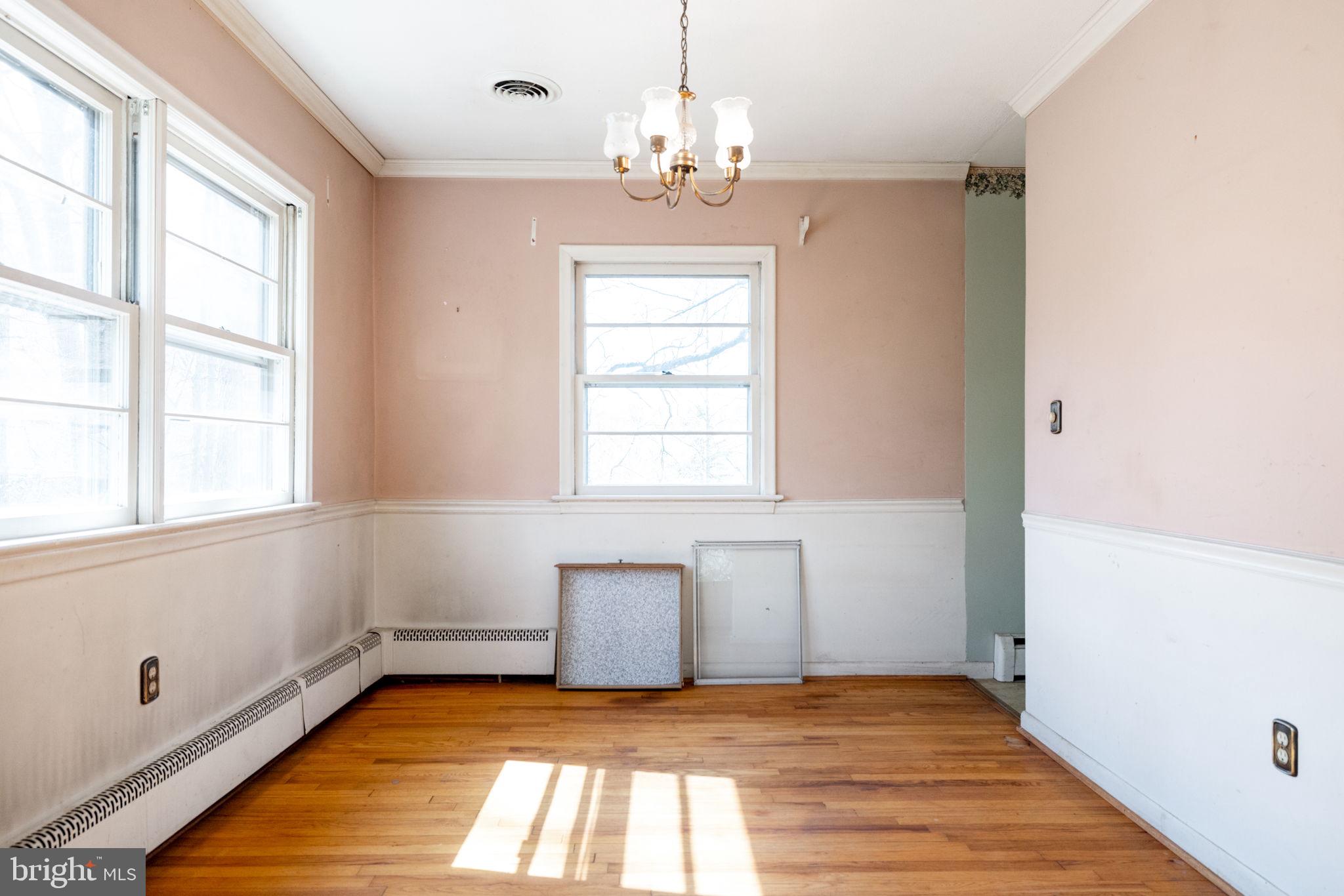 LAUREL RIDGE CROSSING - Residential