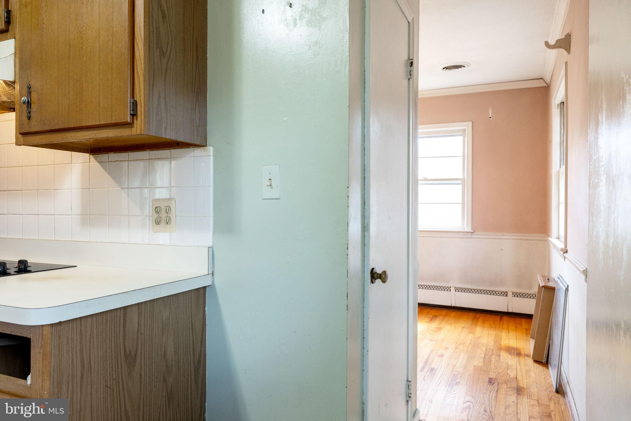 LAUREL RIDGE CROSSING - Residential