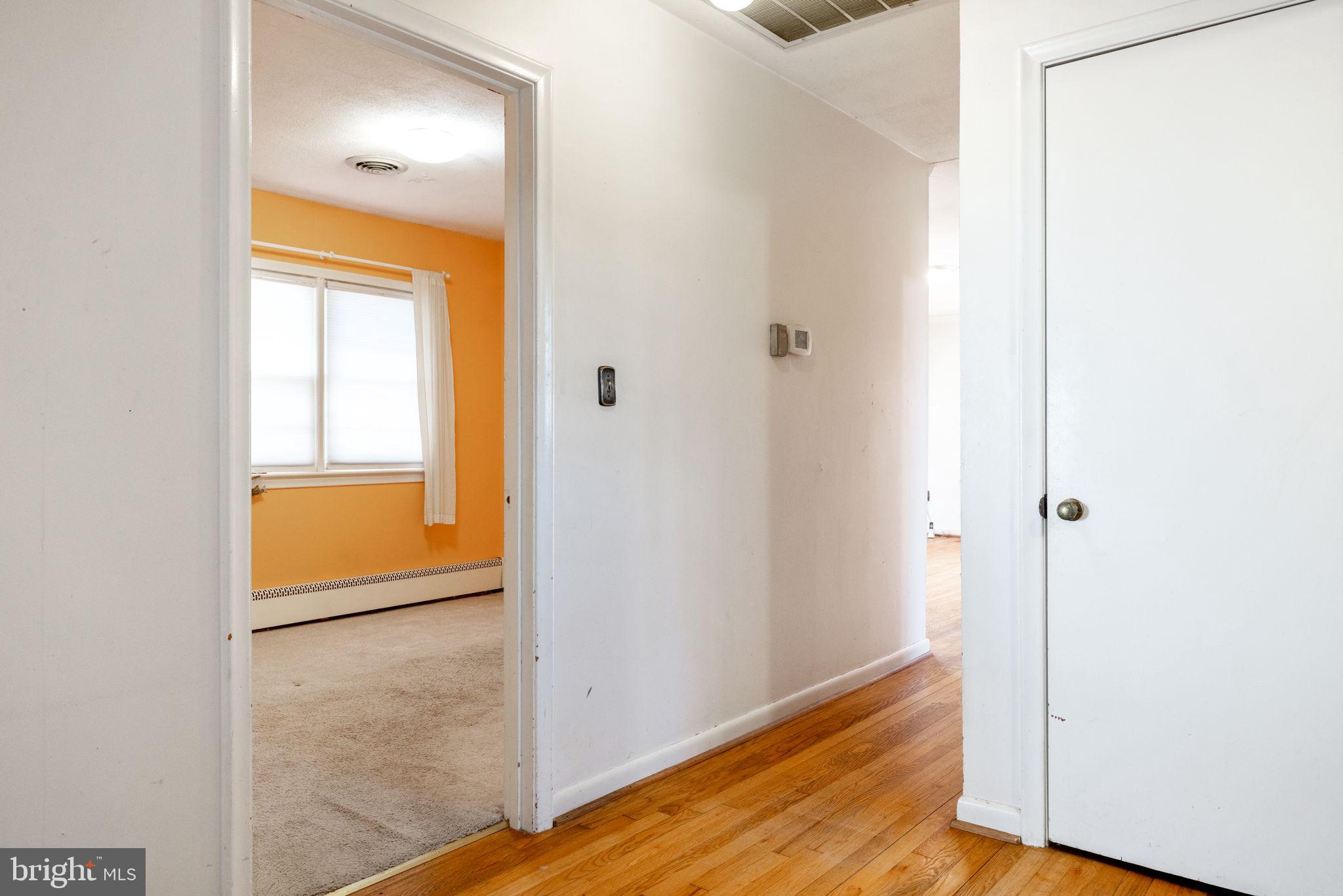 LAUREL RIDGE CROSSING - Residential