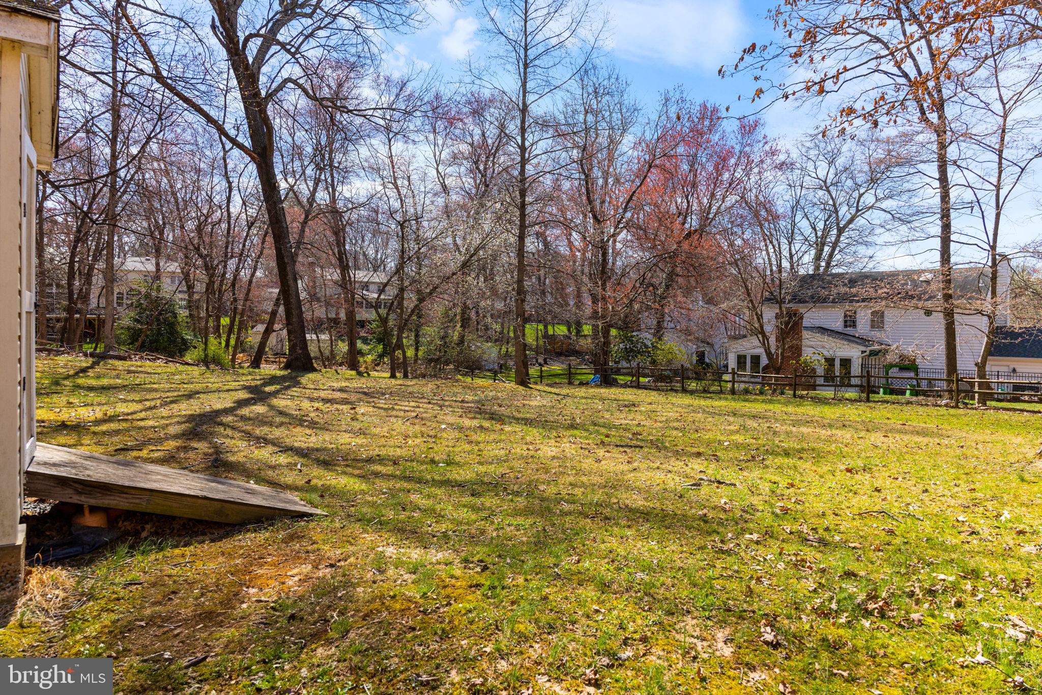 LAUREL RIDGE CROSSING - Residential