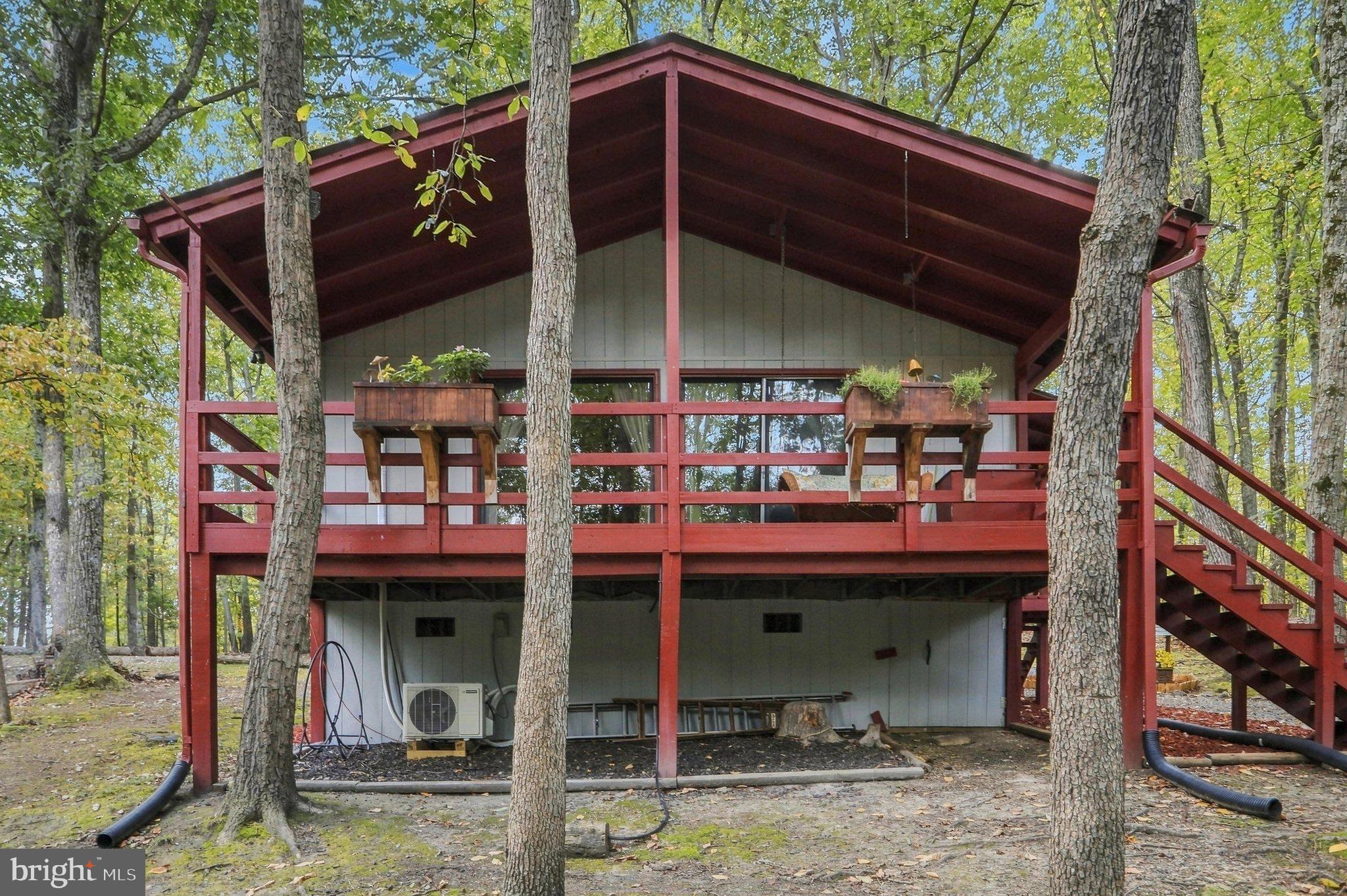 63 TURTLE LANE