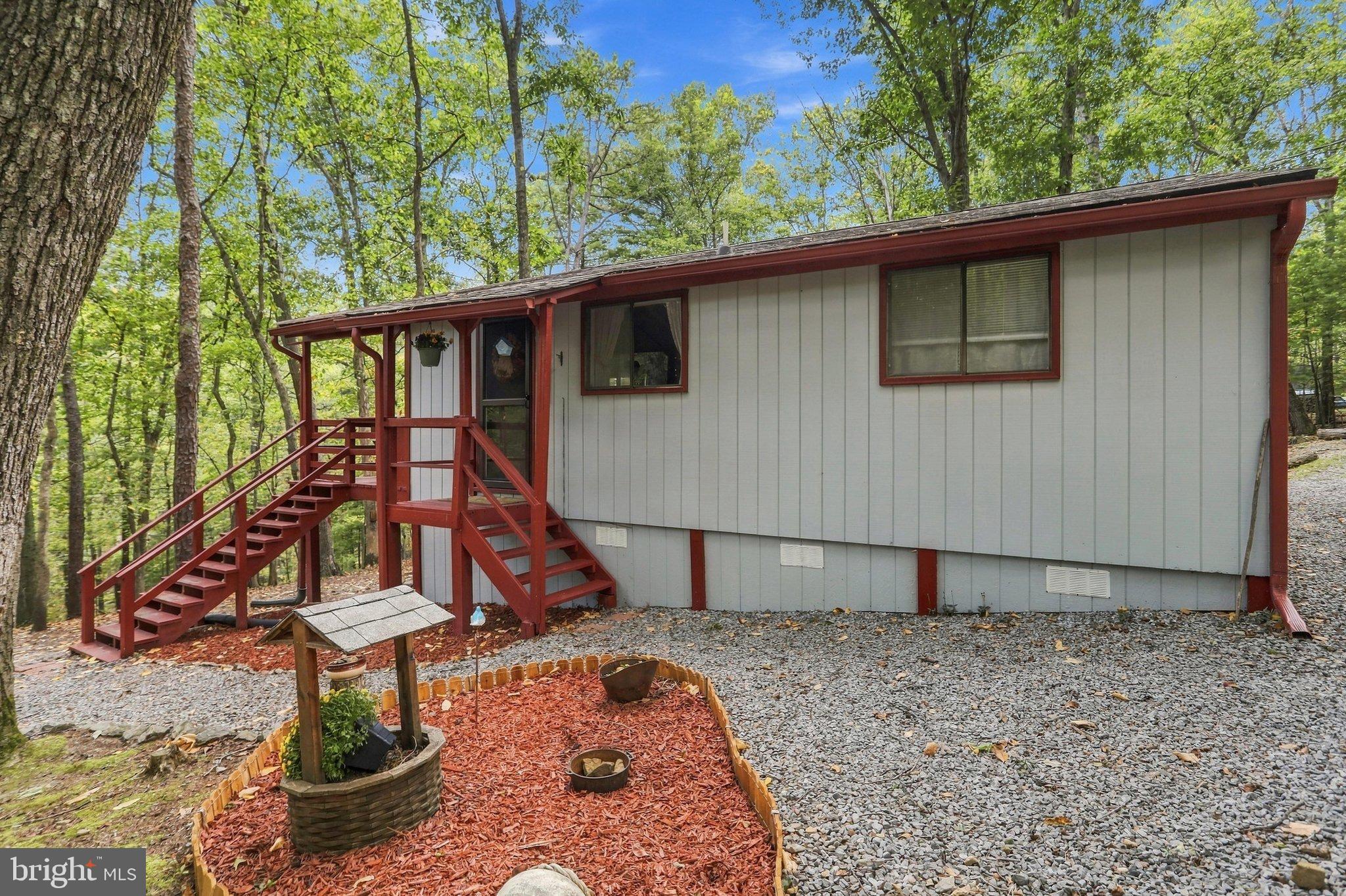 63 TURTLE LANE