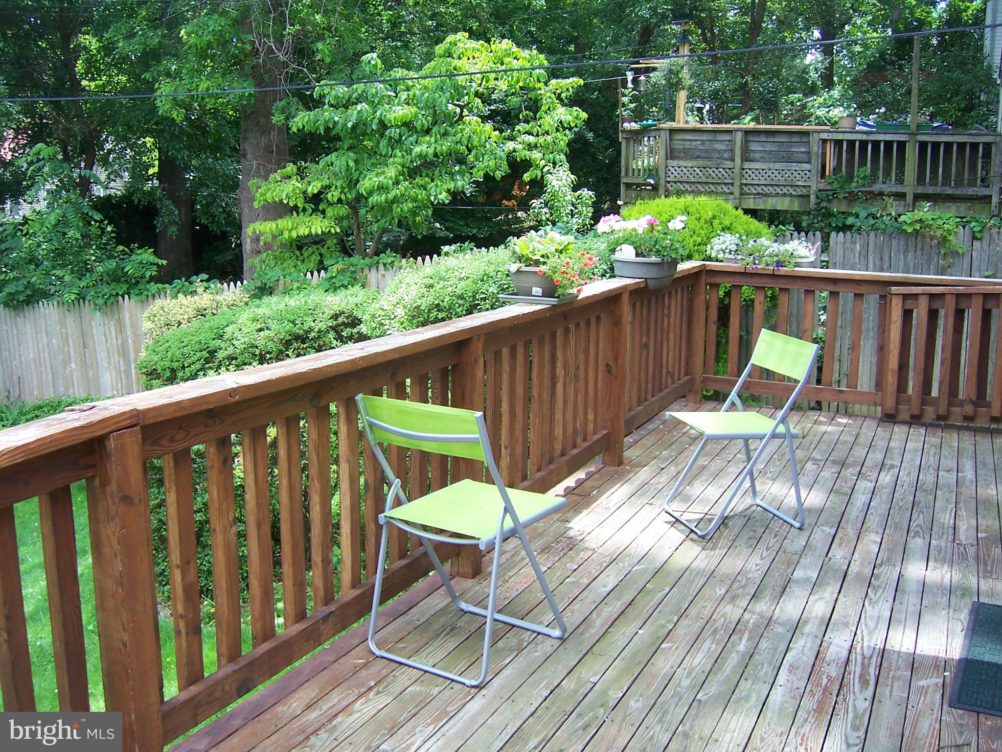 WHISTLING PINES - Residential Lease