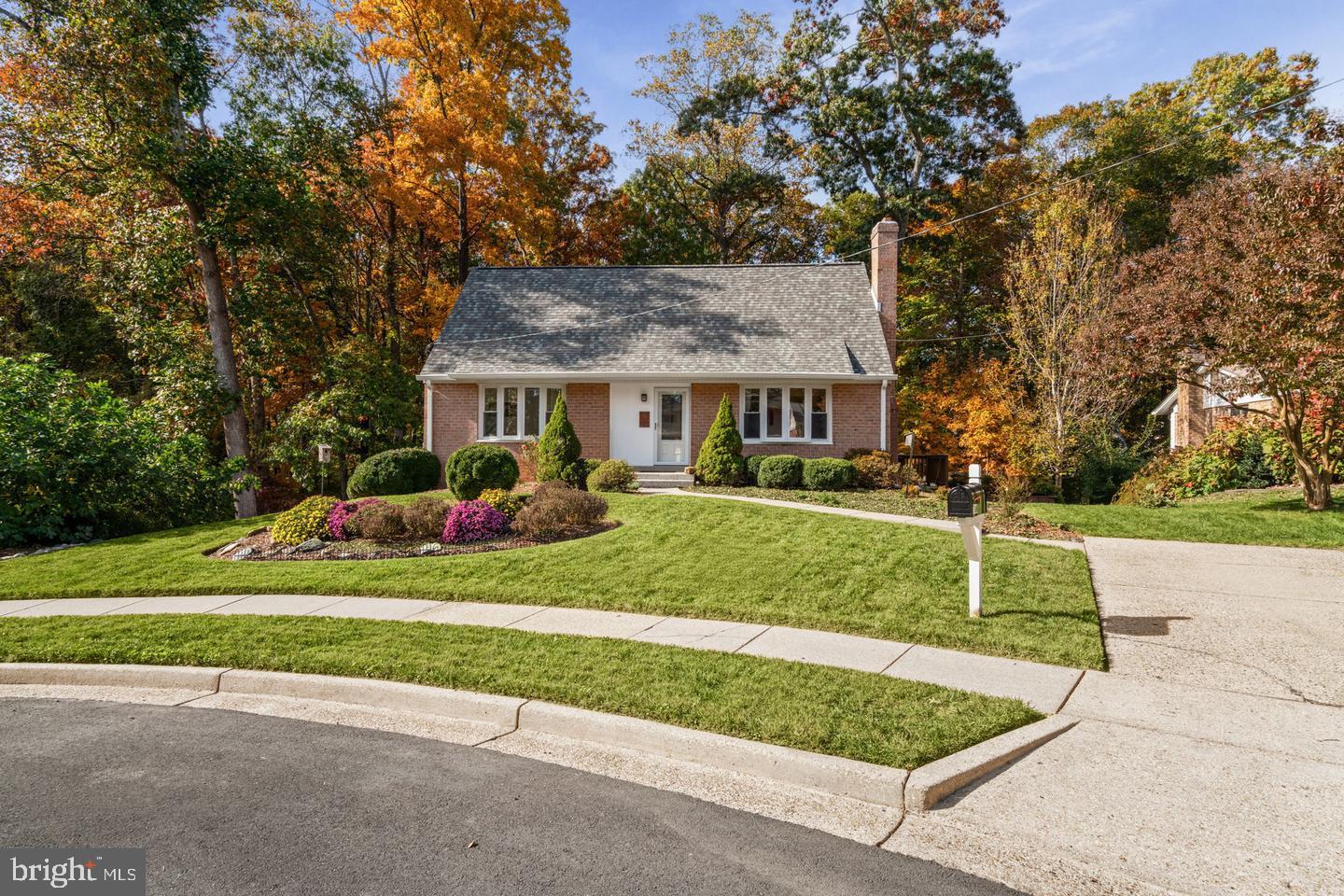 WEST SPRINGFIELD VILLAGE - Residential Lease