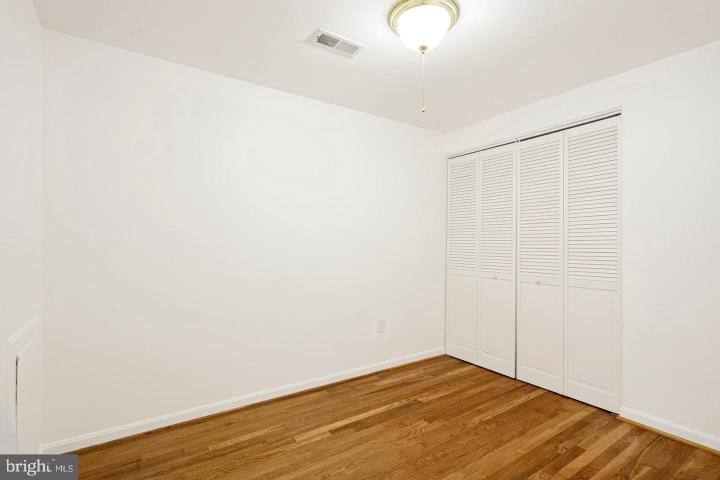 WEST SPRINGFIELD VILLAGE - Residential Lease