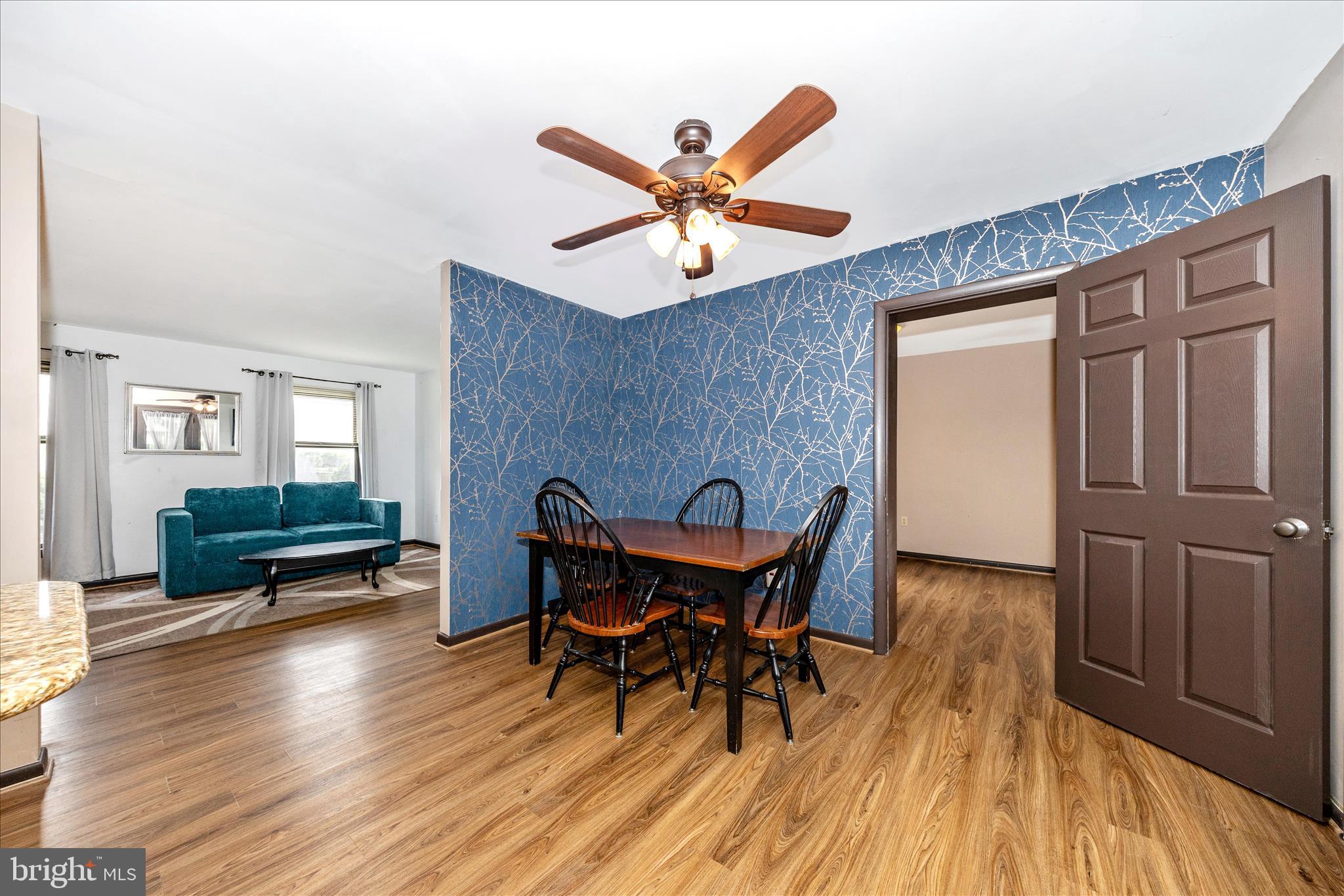 POTOMAC MANOR - Residential