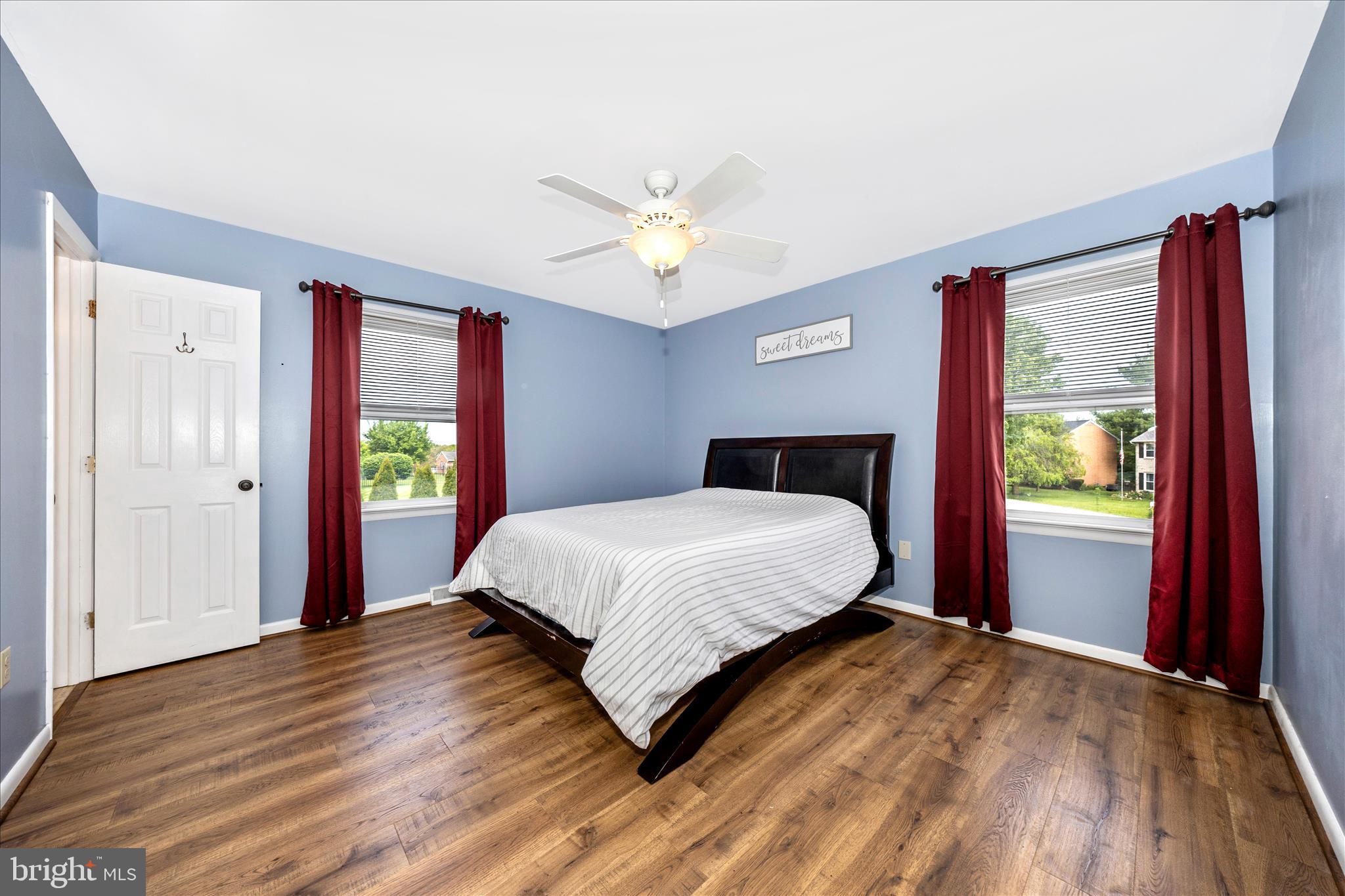 POTOMAC MANOR - Residential