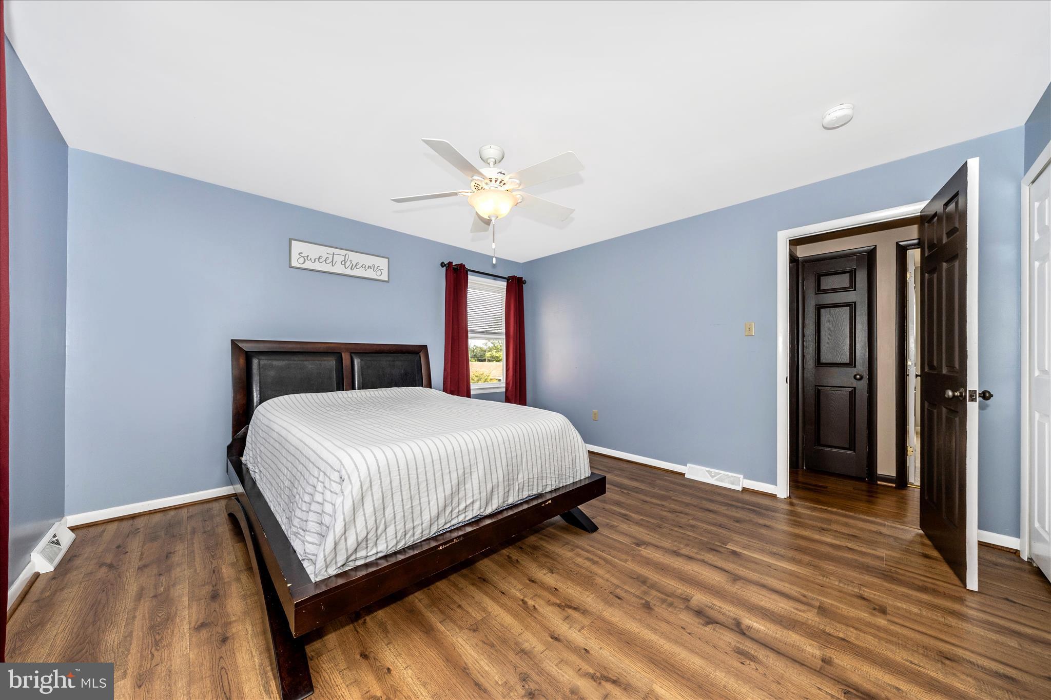 POTOMAC MANOR - Residential