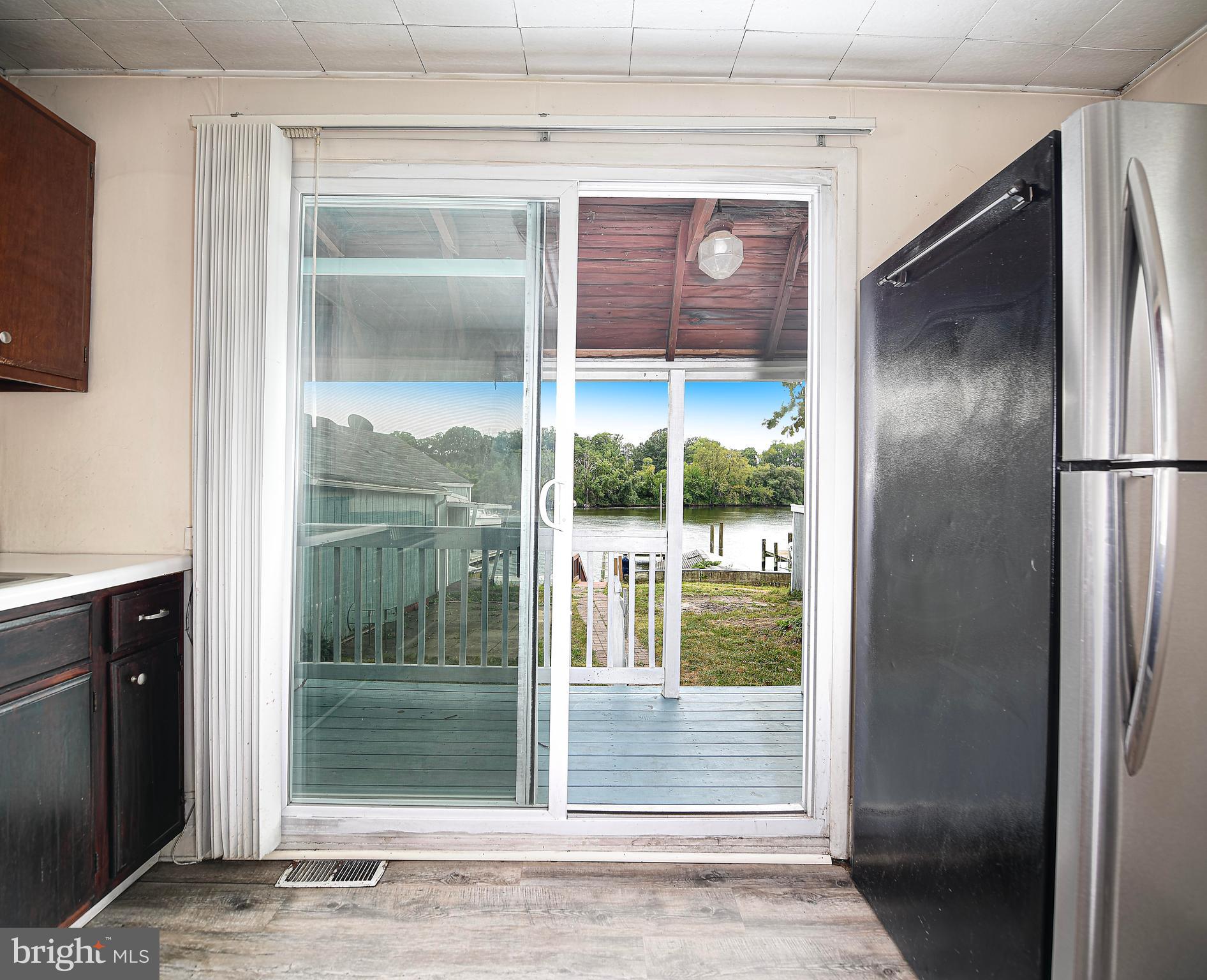 PERRY POINT - Residential