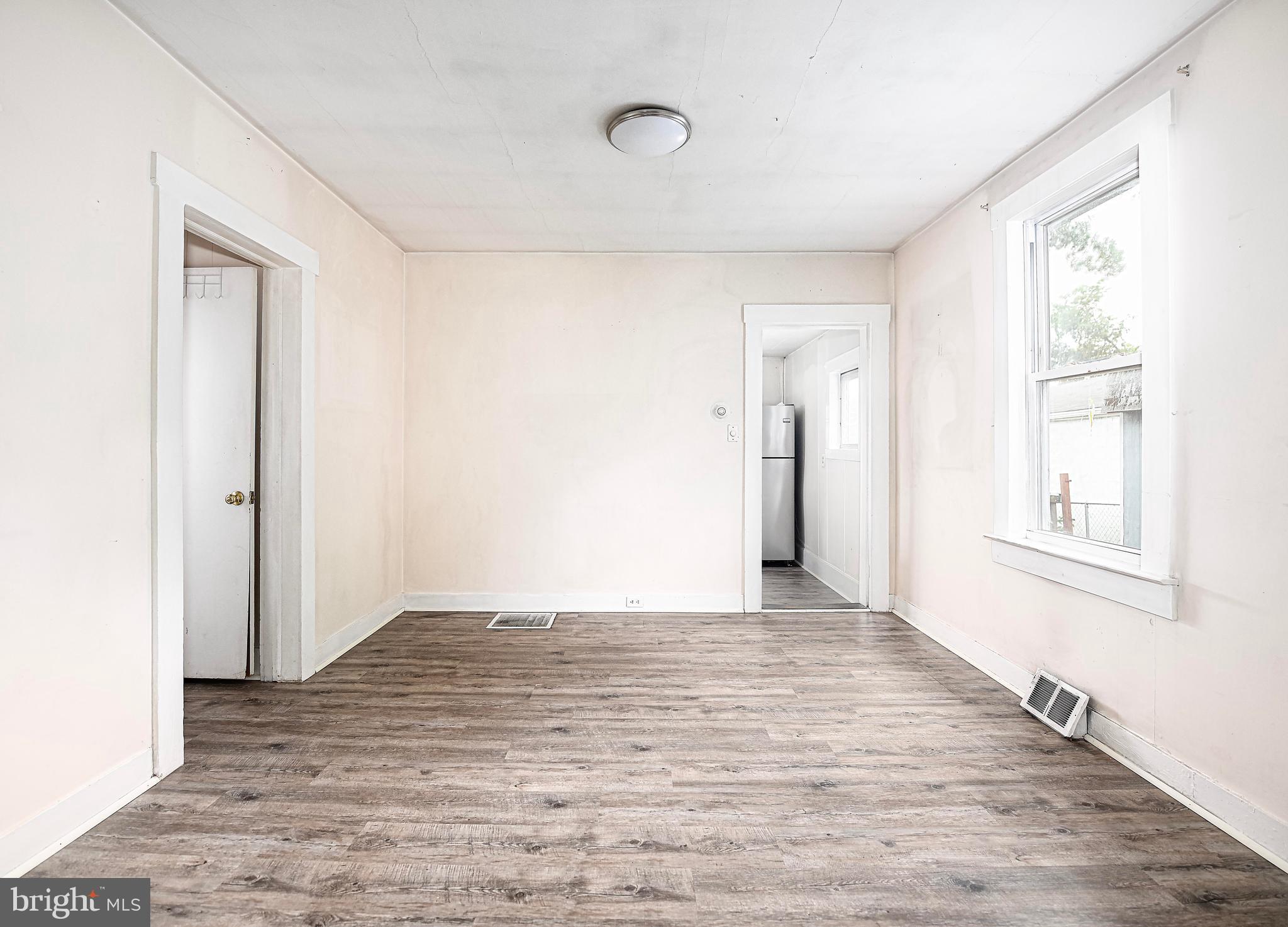 PERRY POINT - Residential